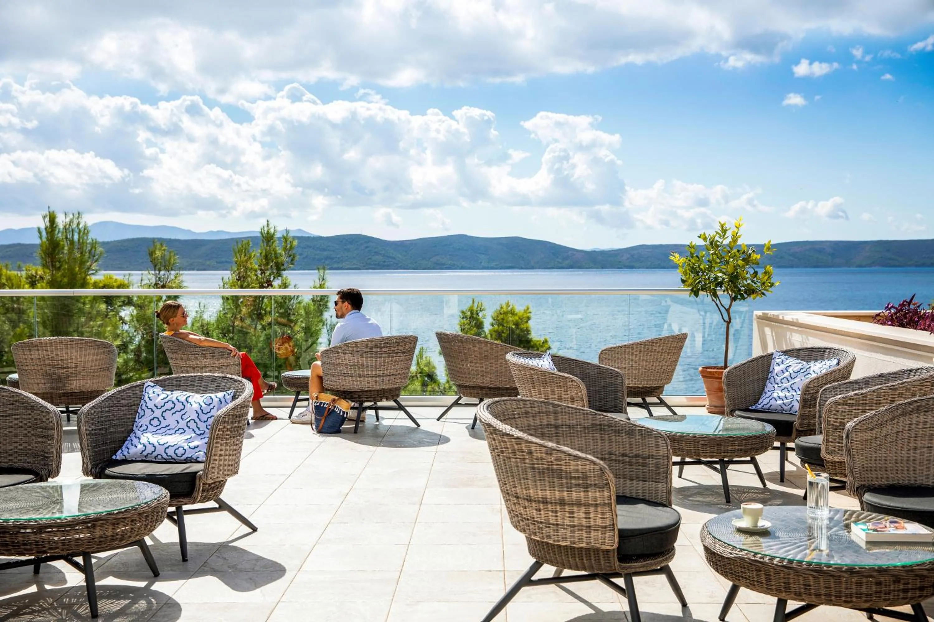 Lounge or bar in TUI BLUE Makarska - Adults Only