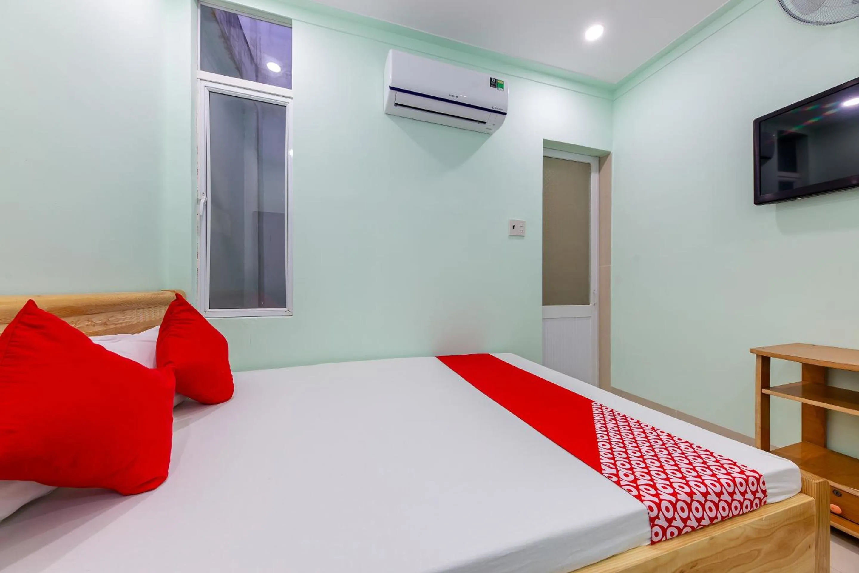 Bedroom in OYO 898 Phuong Thao Hotel