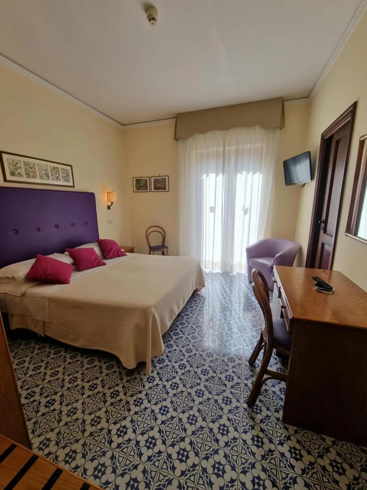 Bed in Hotel Girasole