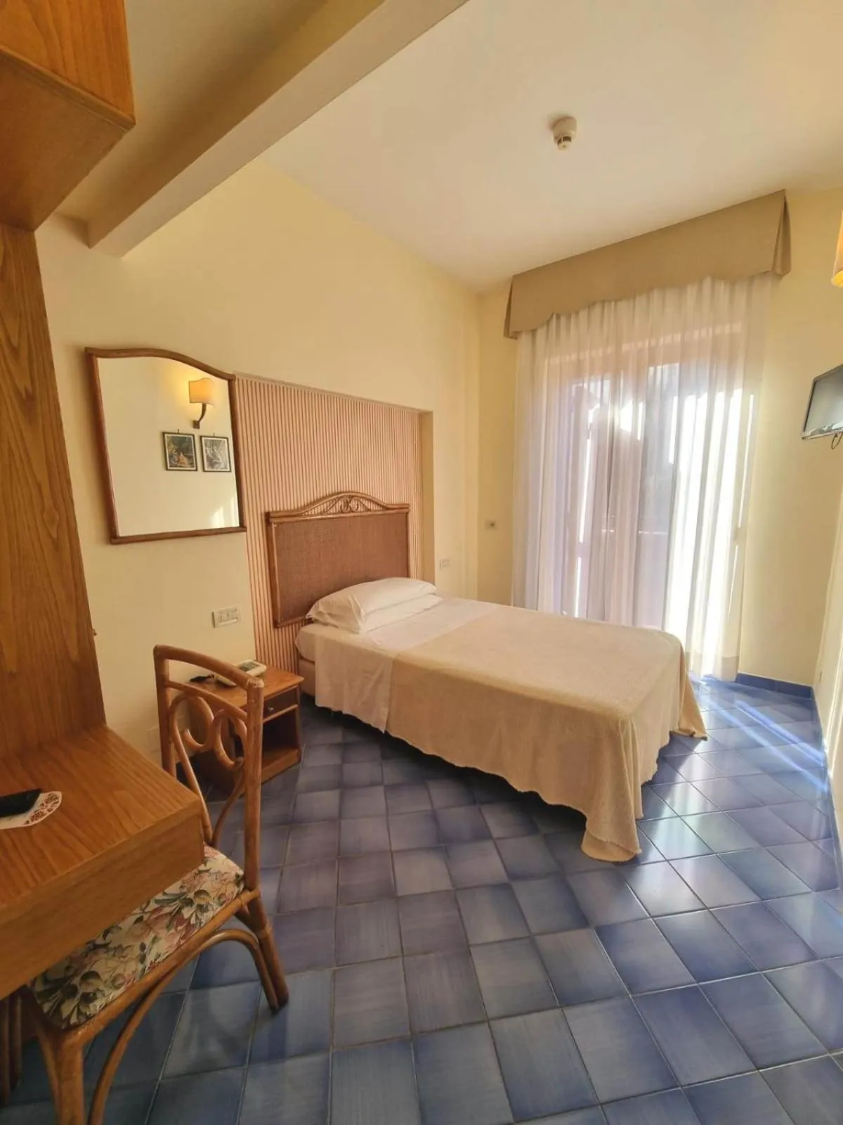 Bed in Hotel Girasole