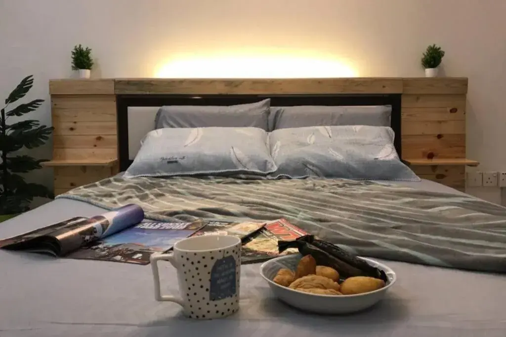 Ken1606 Home - Centre of KB, WIFI, 6 to 8 pax Ken1606 Home - Centre of KB, WIFI, 6 to 8 pax