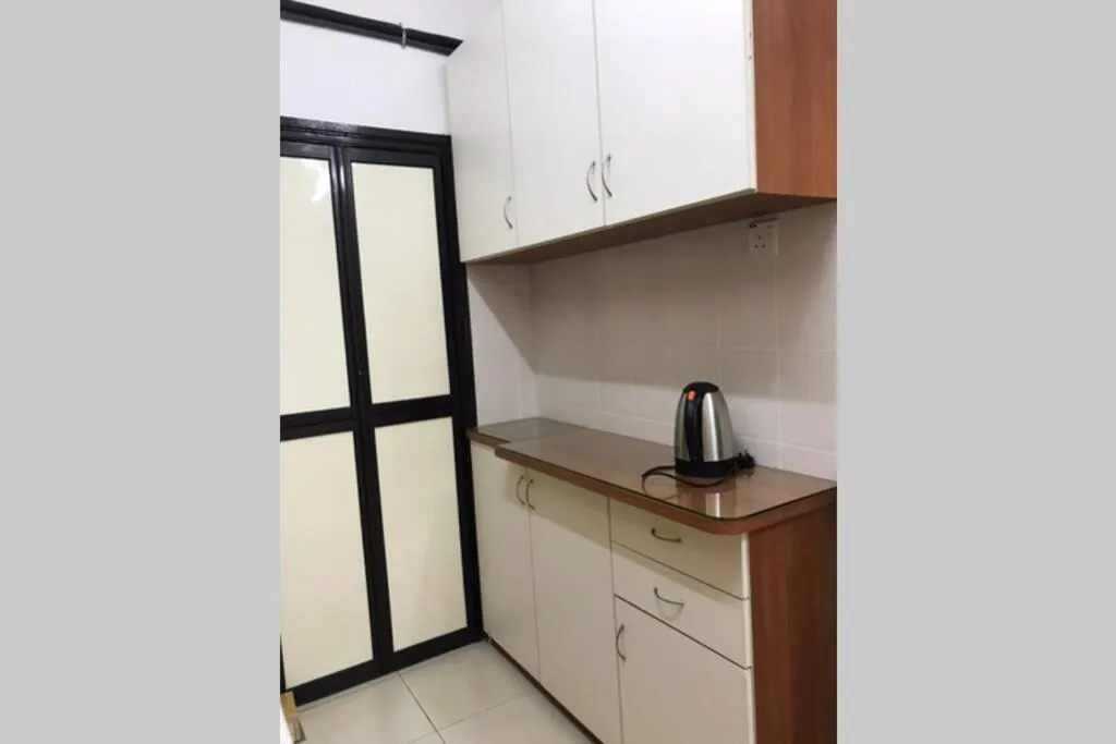 Coffee/tea facilities in Ken1606 Home - Centre of KB, WIFI, 6 to 8 pax