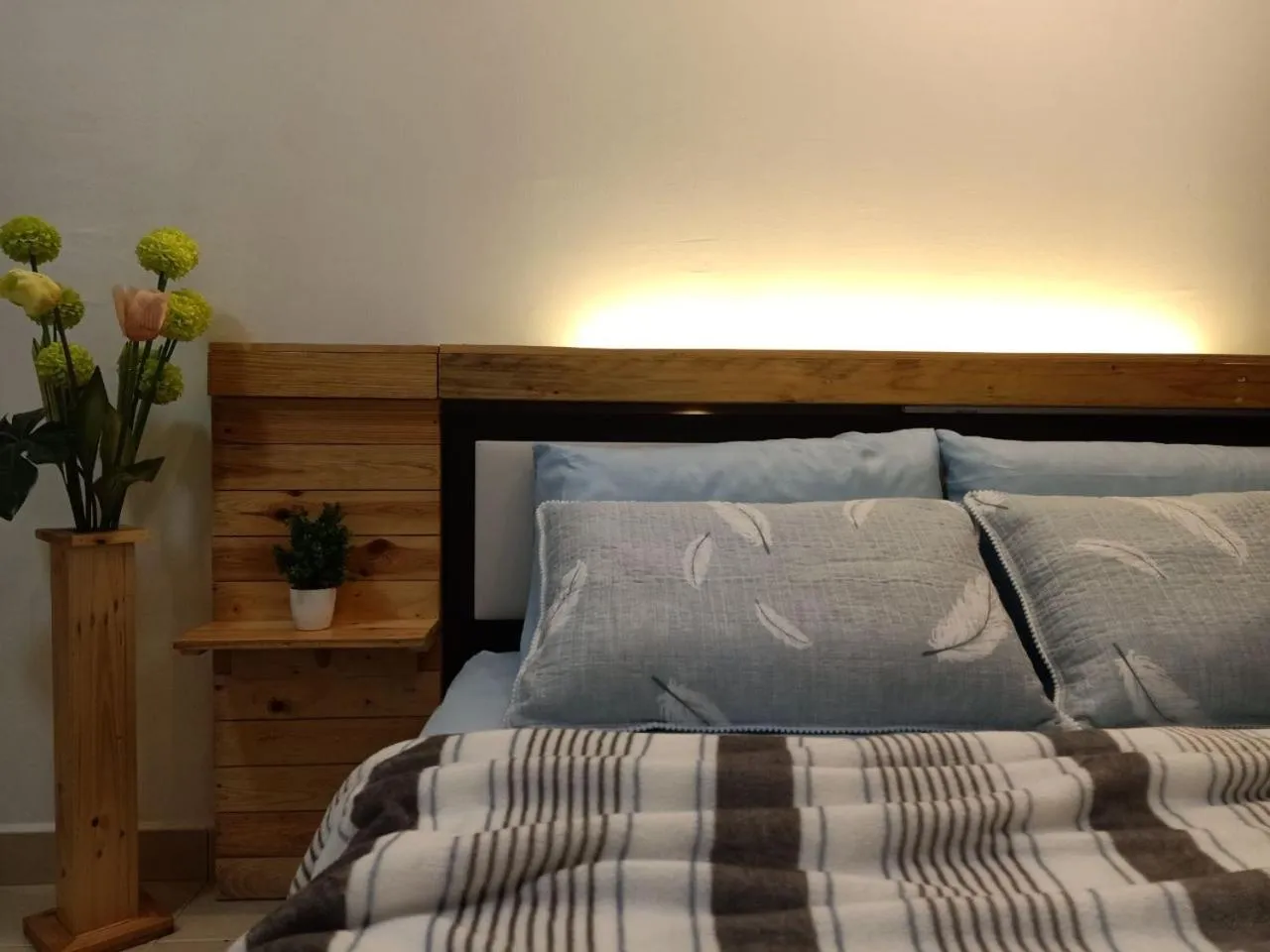 Bedroom, Bed in Ken1606 Home - Centre of KB, WIFI, 6 to 8 pax