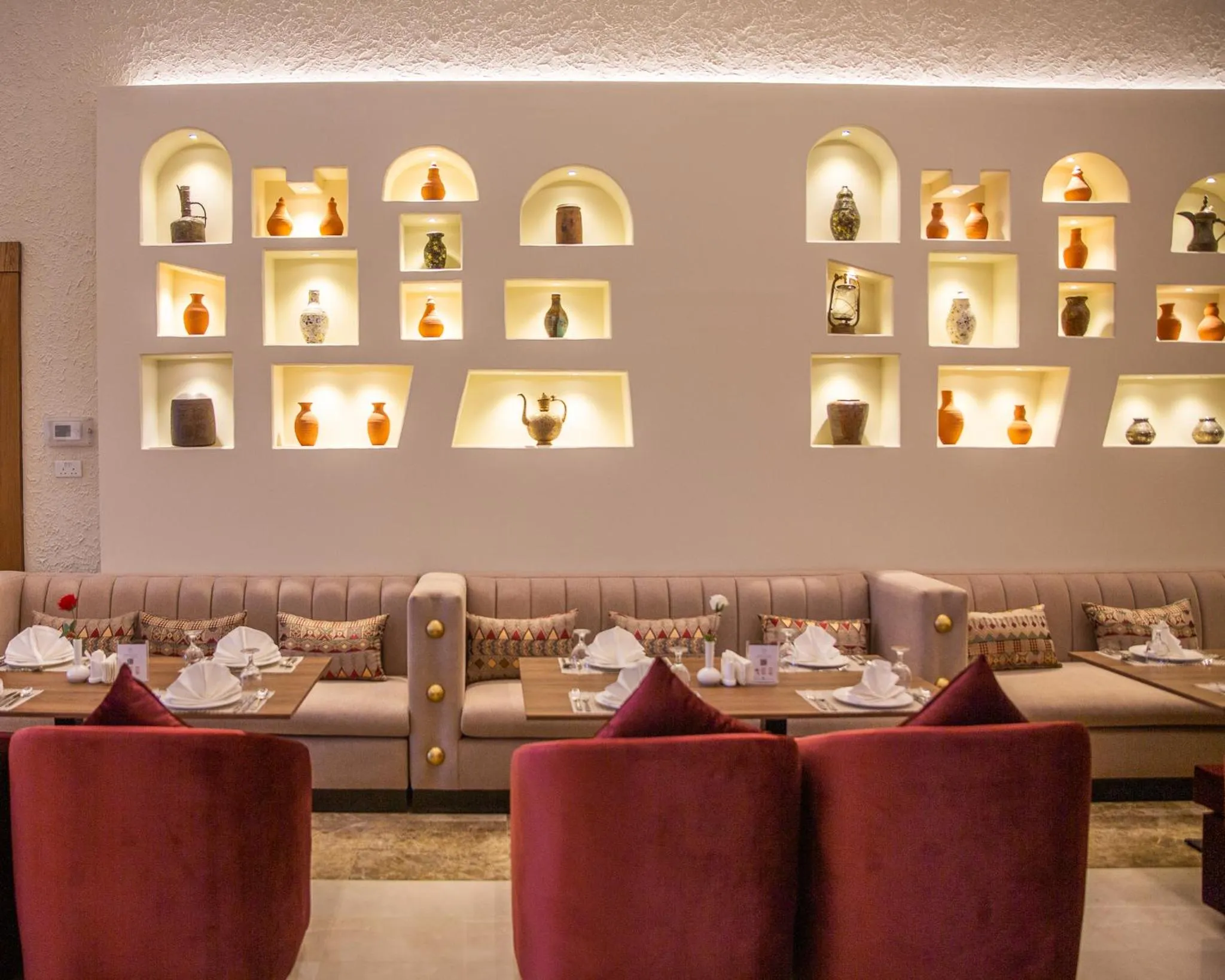 Restaurant/places to eat in Dorat Najd Resort