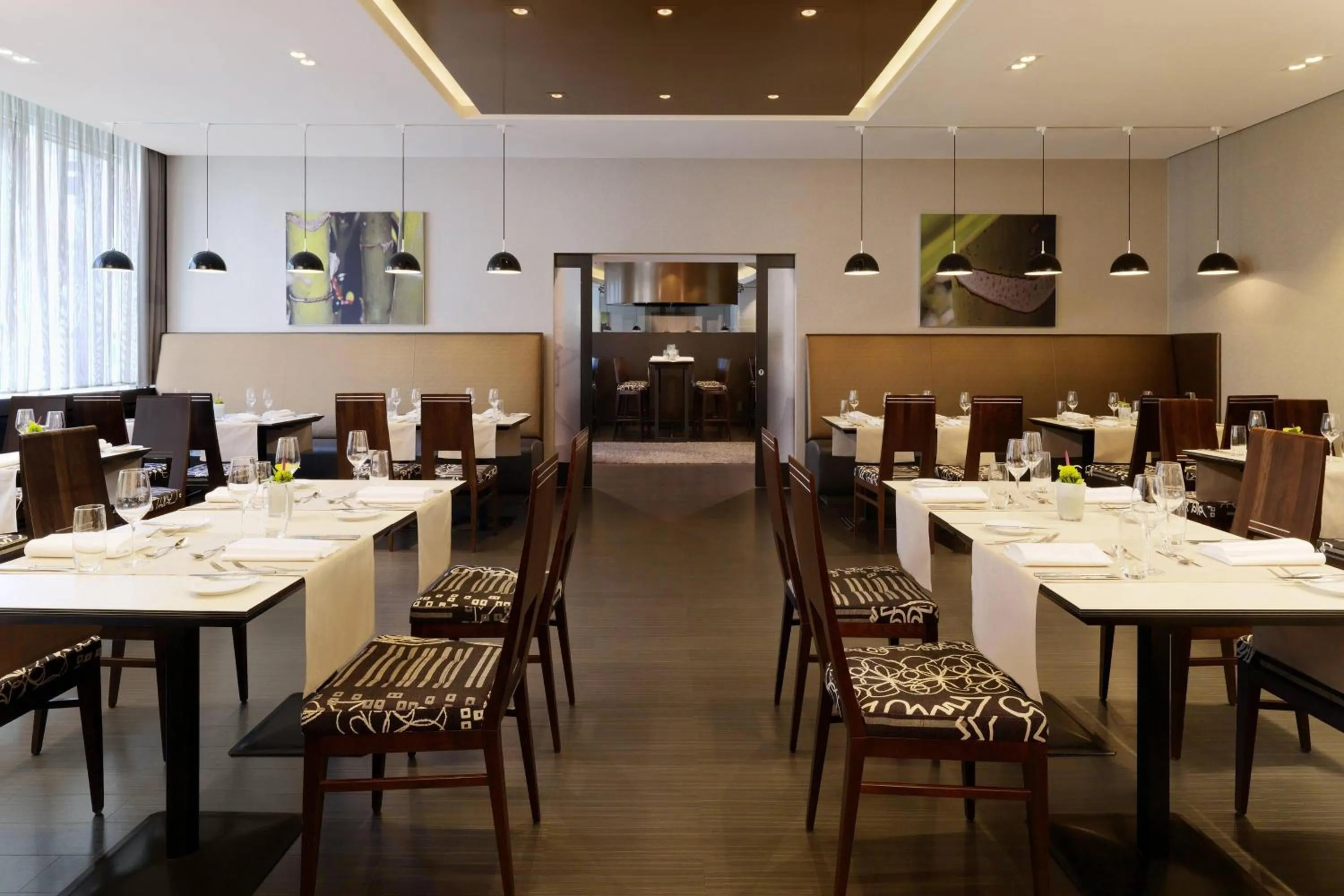 Restaurant/places to eat in The Westin Grand Frankfurt