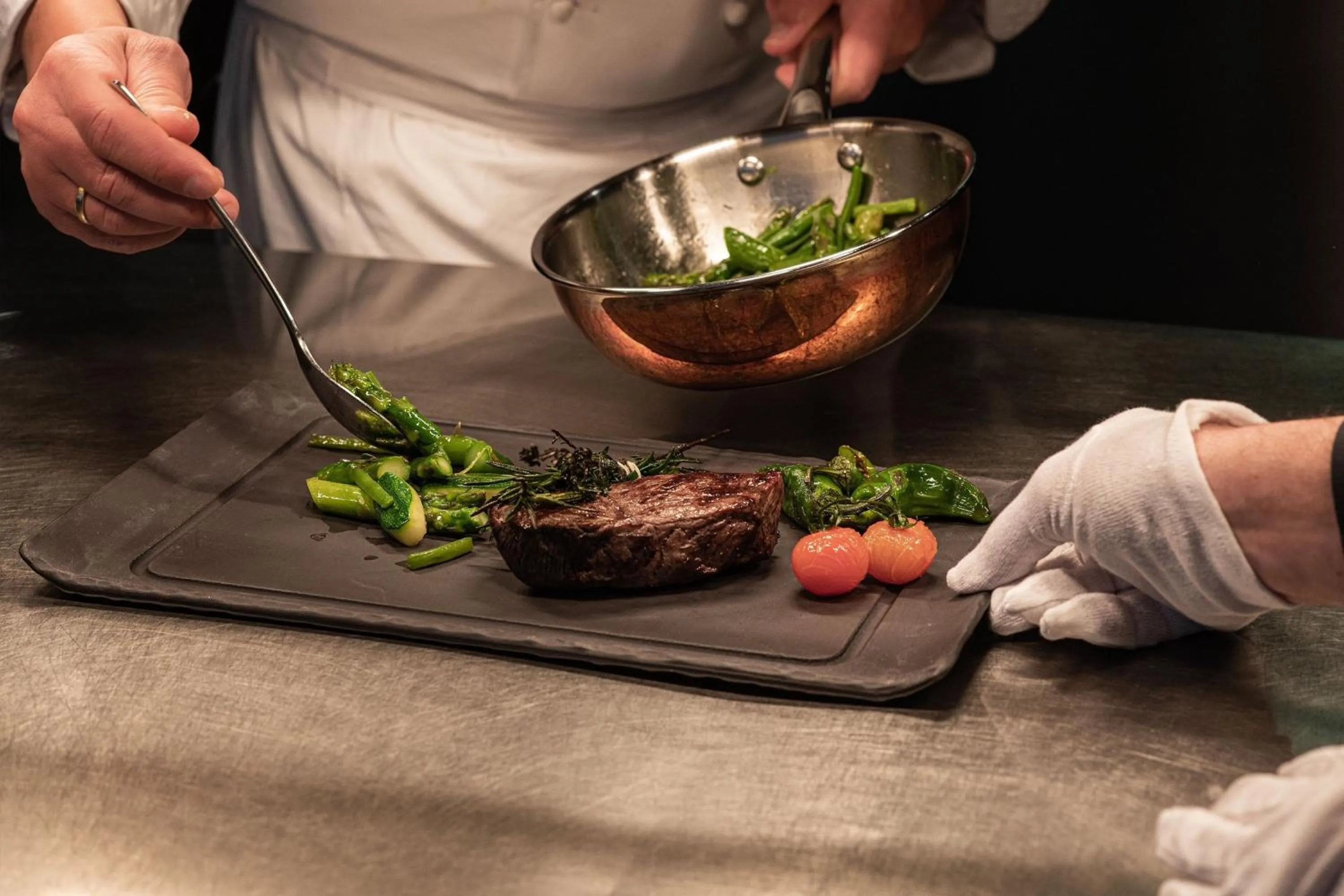 Restaurant/places to eat in Sheraton Frankfurt Airport Hotel & Conference Center