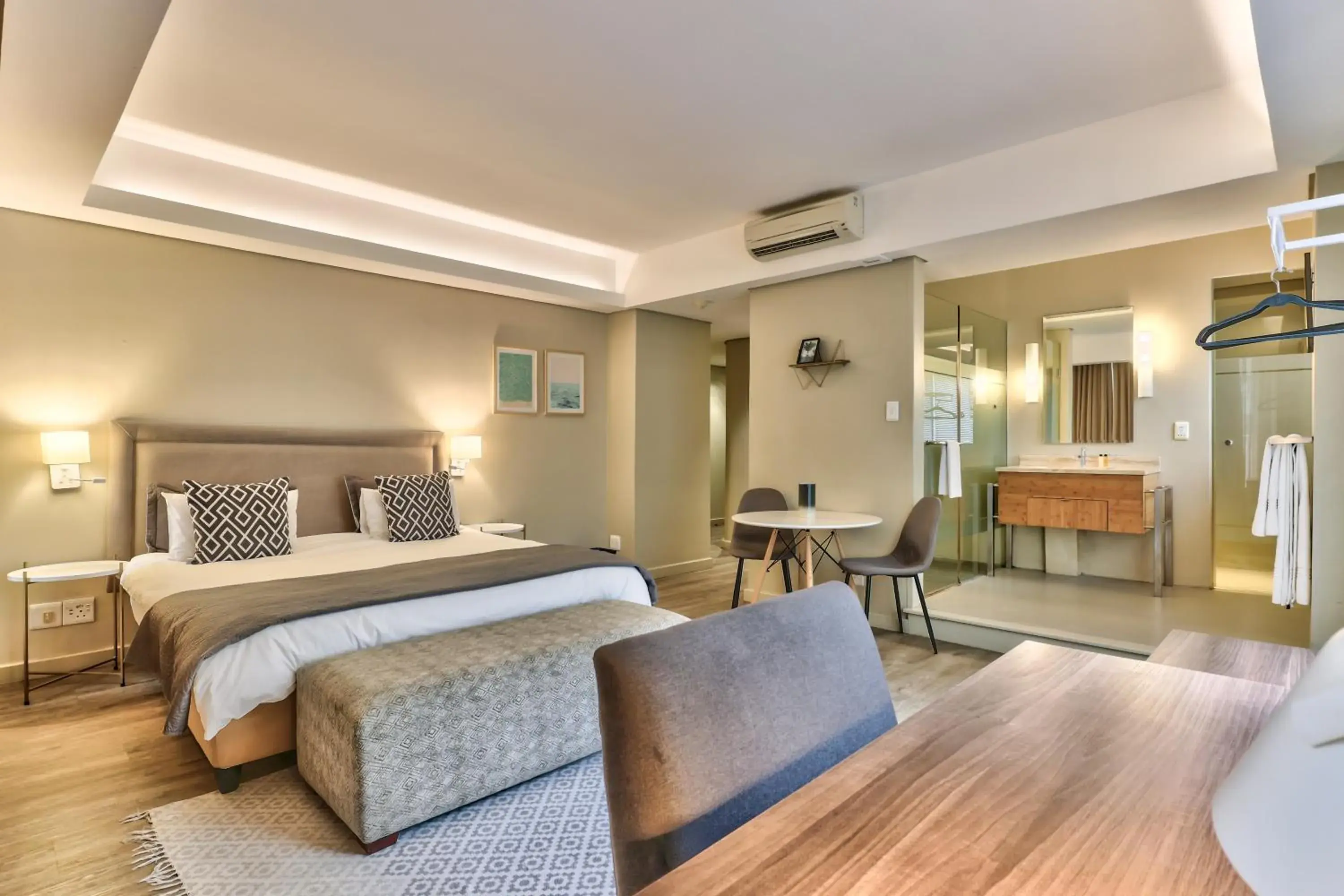 Deluxe Double Studio - single occupancy in WINK Aparthotel Foreshore Deluxe Double Studio - single occupancy in WINK Aparthotel Foreshore