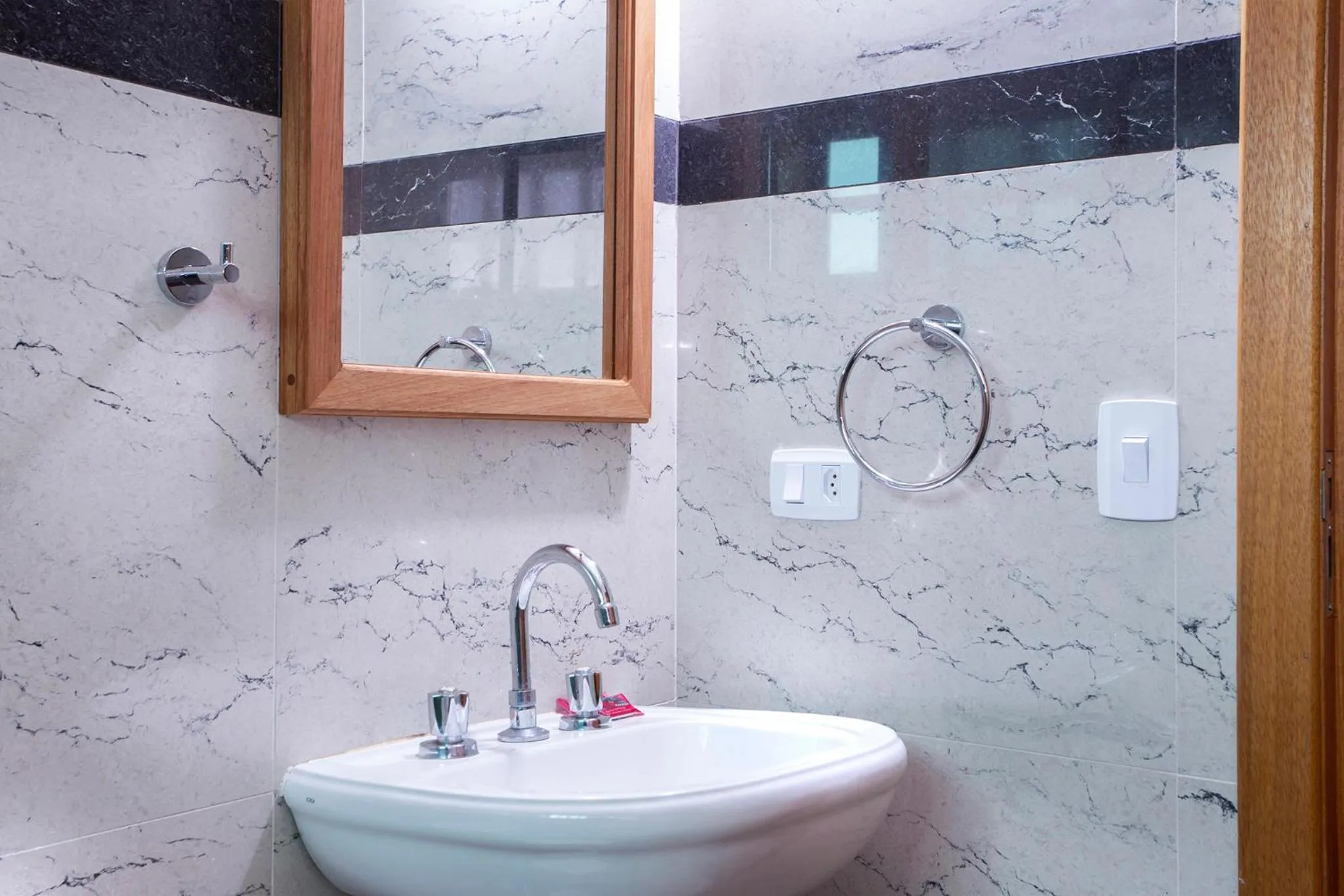 Bathroom in Pousada Guarubela Veloso