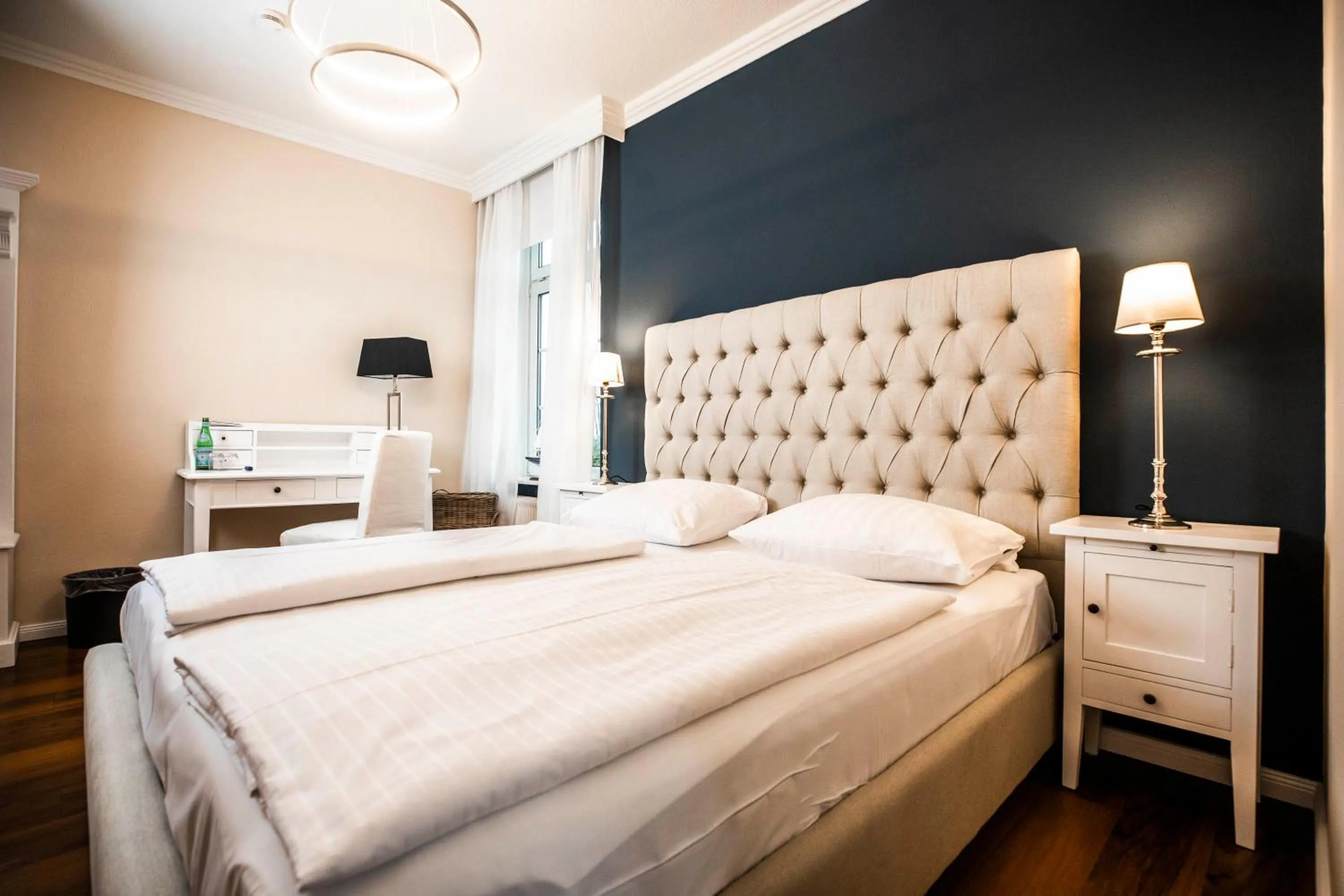 Photo of the whole room, Bed in Hotel am Rathaus