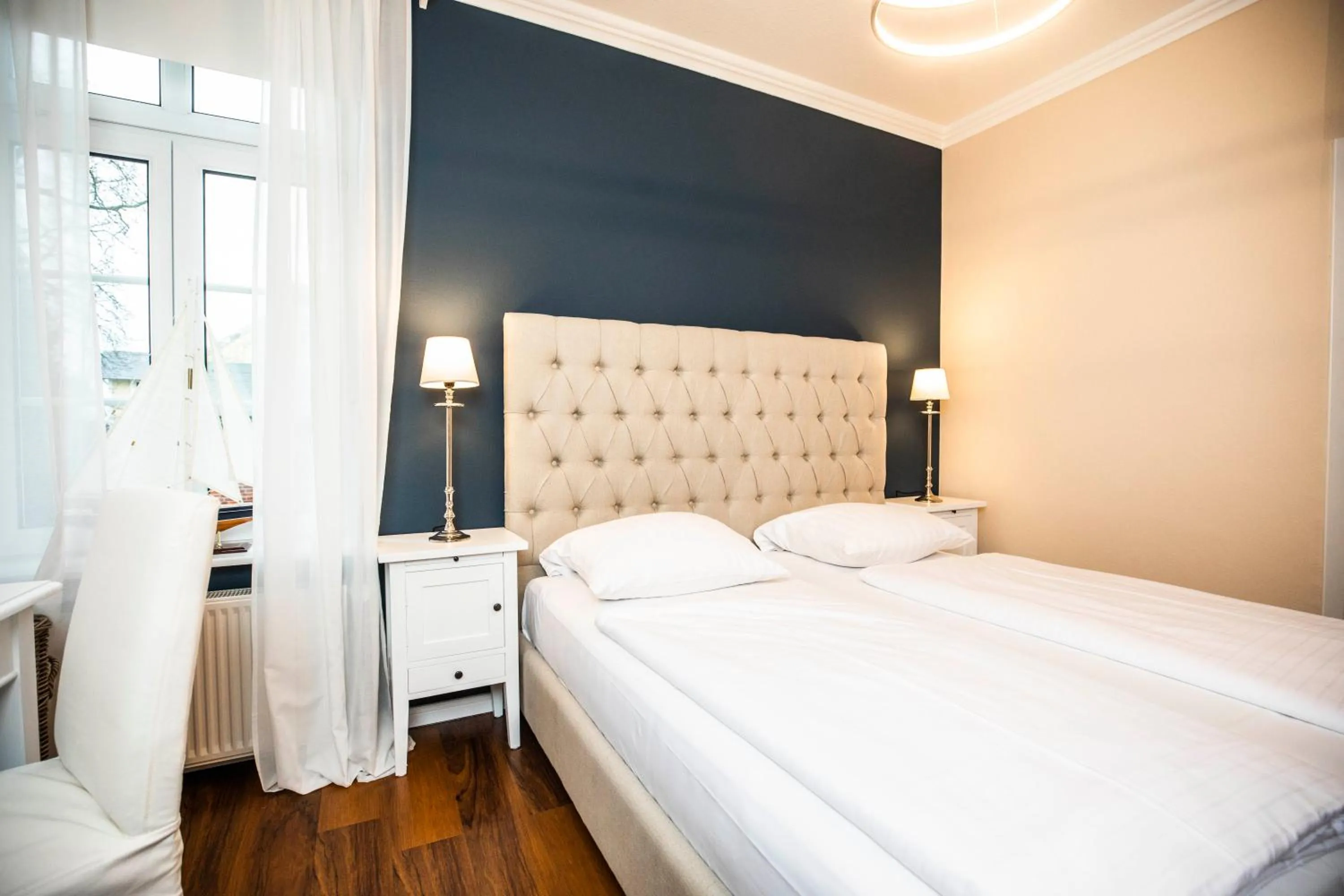 Bed in Hotel am Rathaus