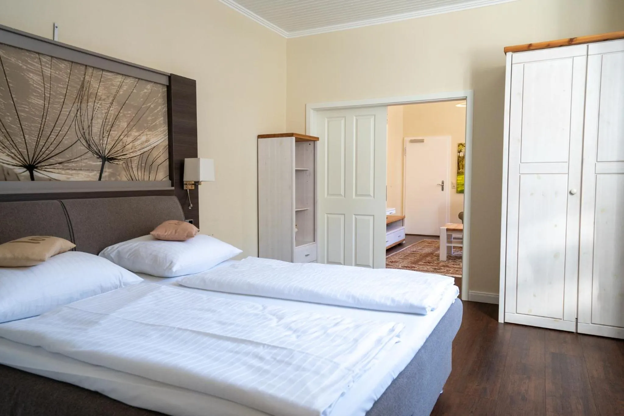 Photo of the whole room, Bed in Hotel am Rathaus