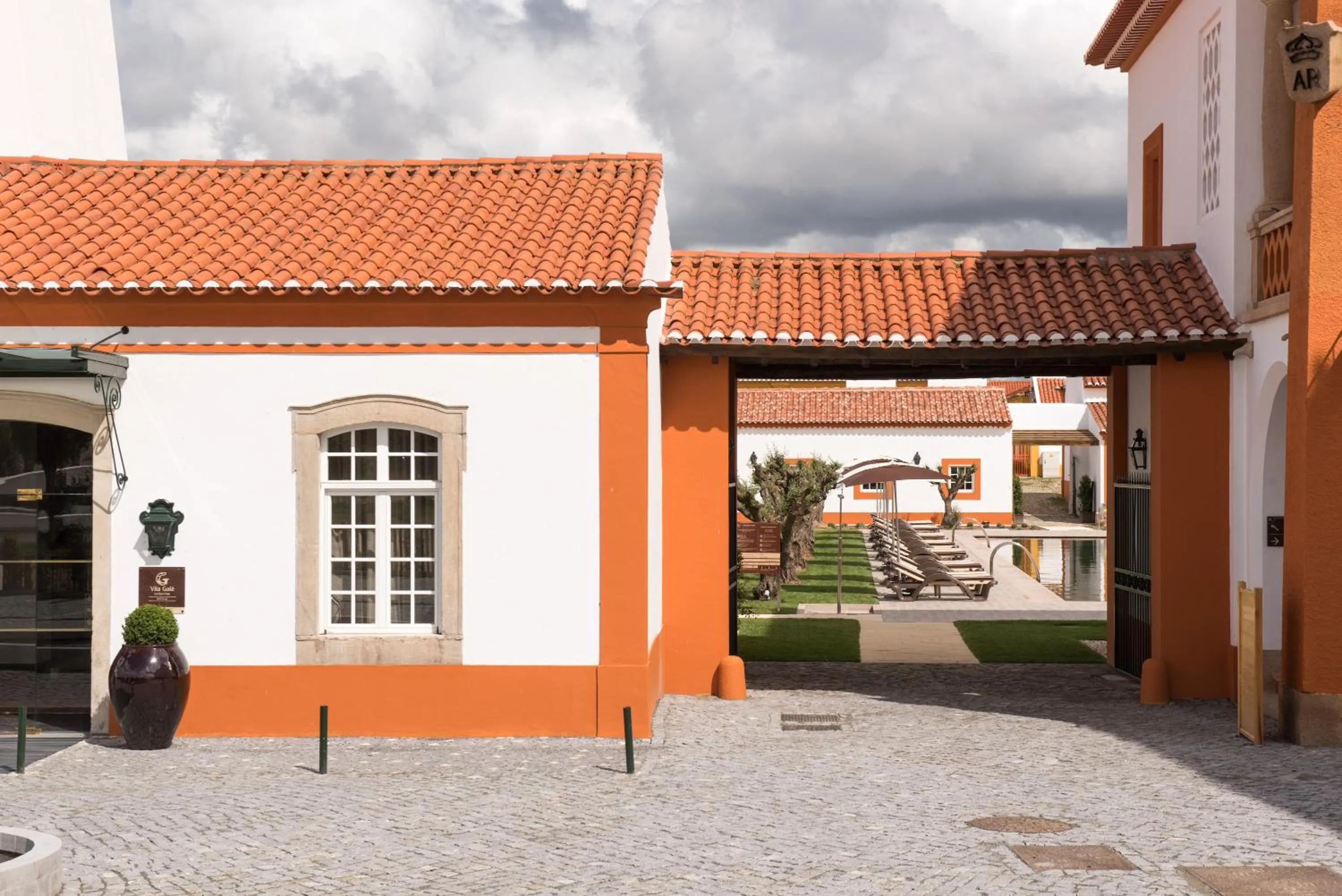 Property building in Vila Gale Collection Alter Real - Resort Equestre, Conference & Spa