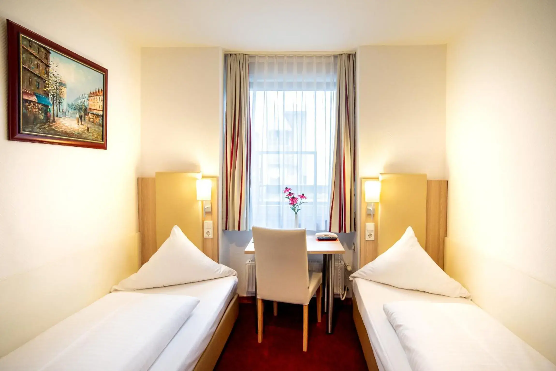 Classic Twin Room in Hotel Domblick Garni Classic Twin Room in Hotel Domblick Garni