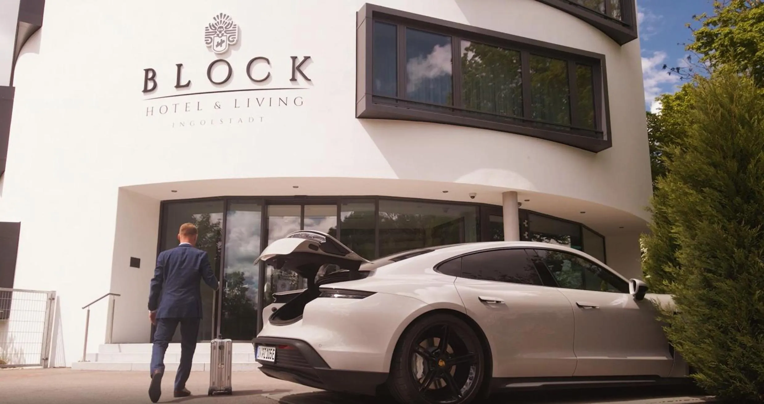 Property building in BLOCK Hotel & Living