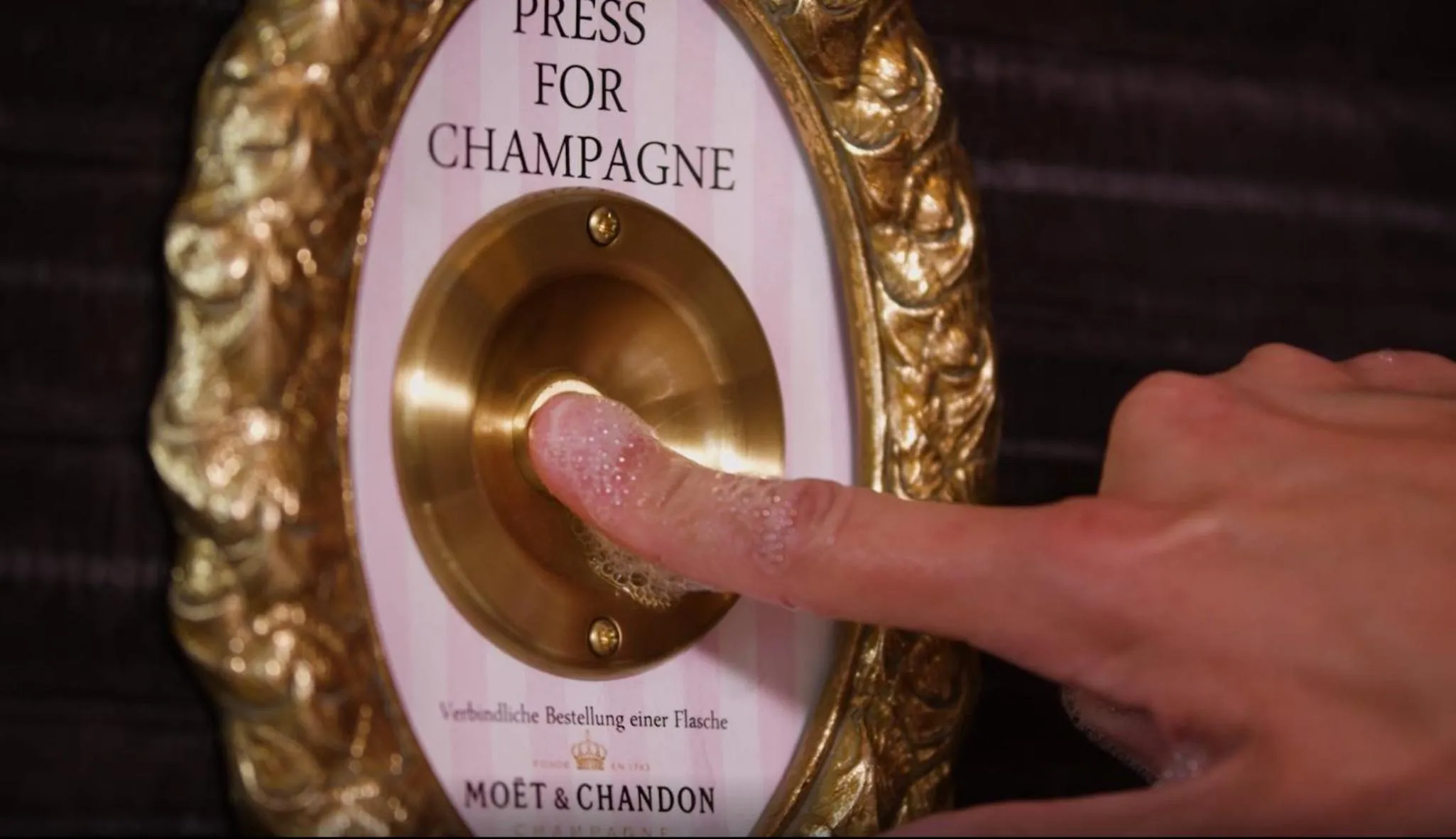 Drinks in BLOCK Hotel & Living