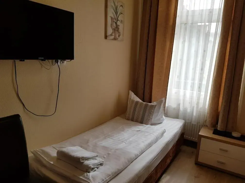 Single Room in Hotel garni Djaran Single Room in Hotel garni Djaran