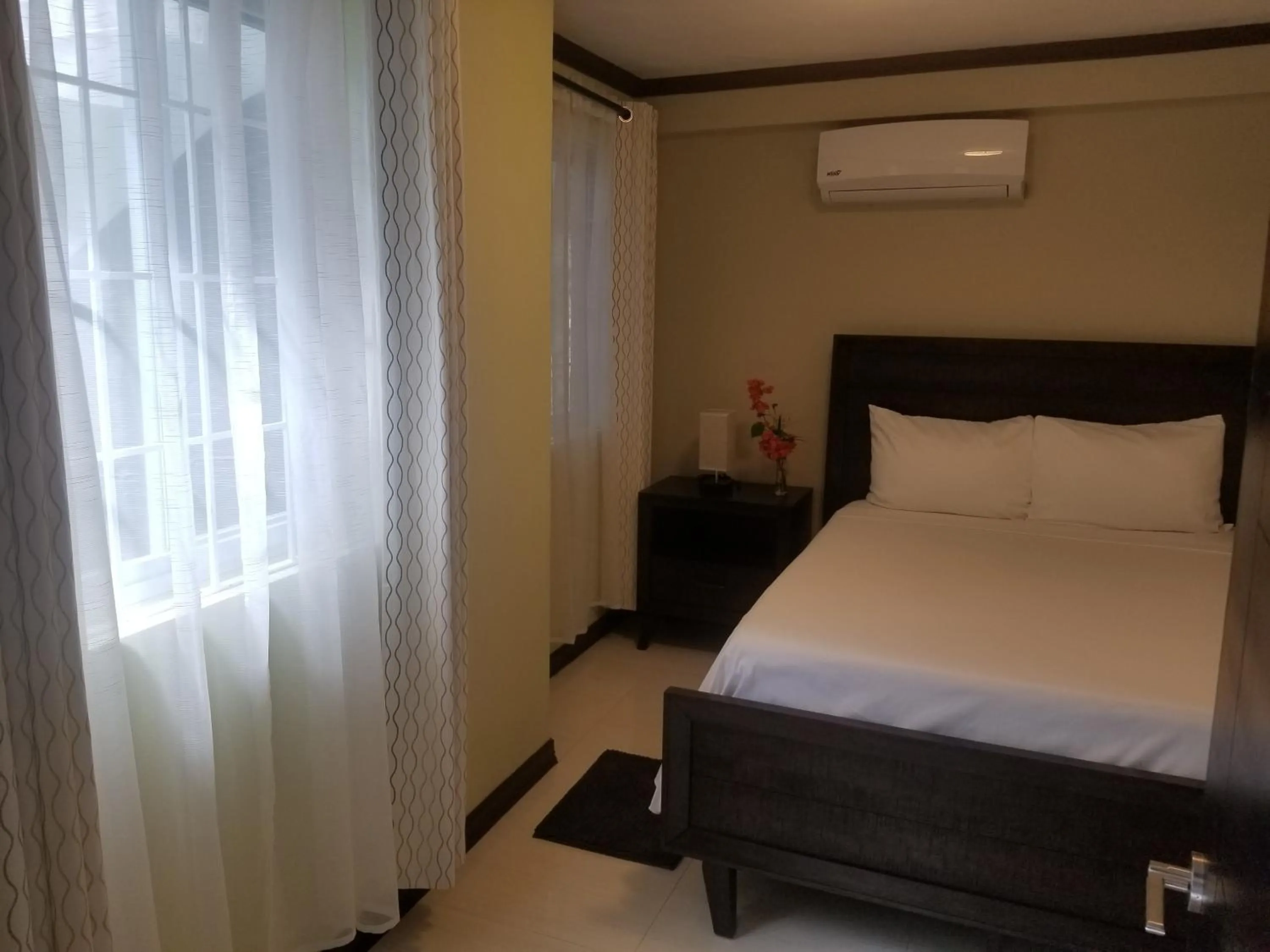 Bedroom, Bed in Inn The Town