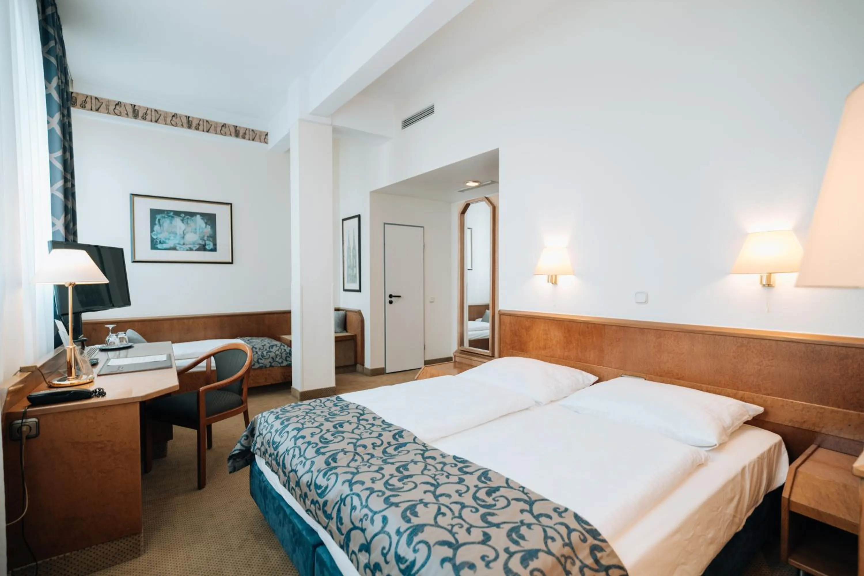 Bed in Hotel Viktoria