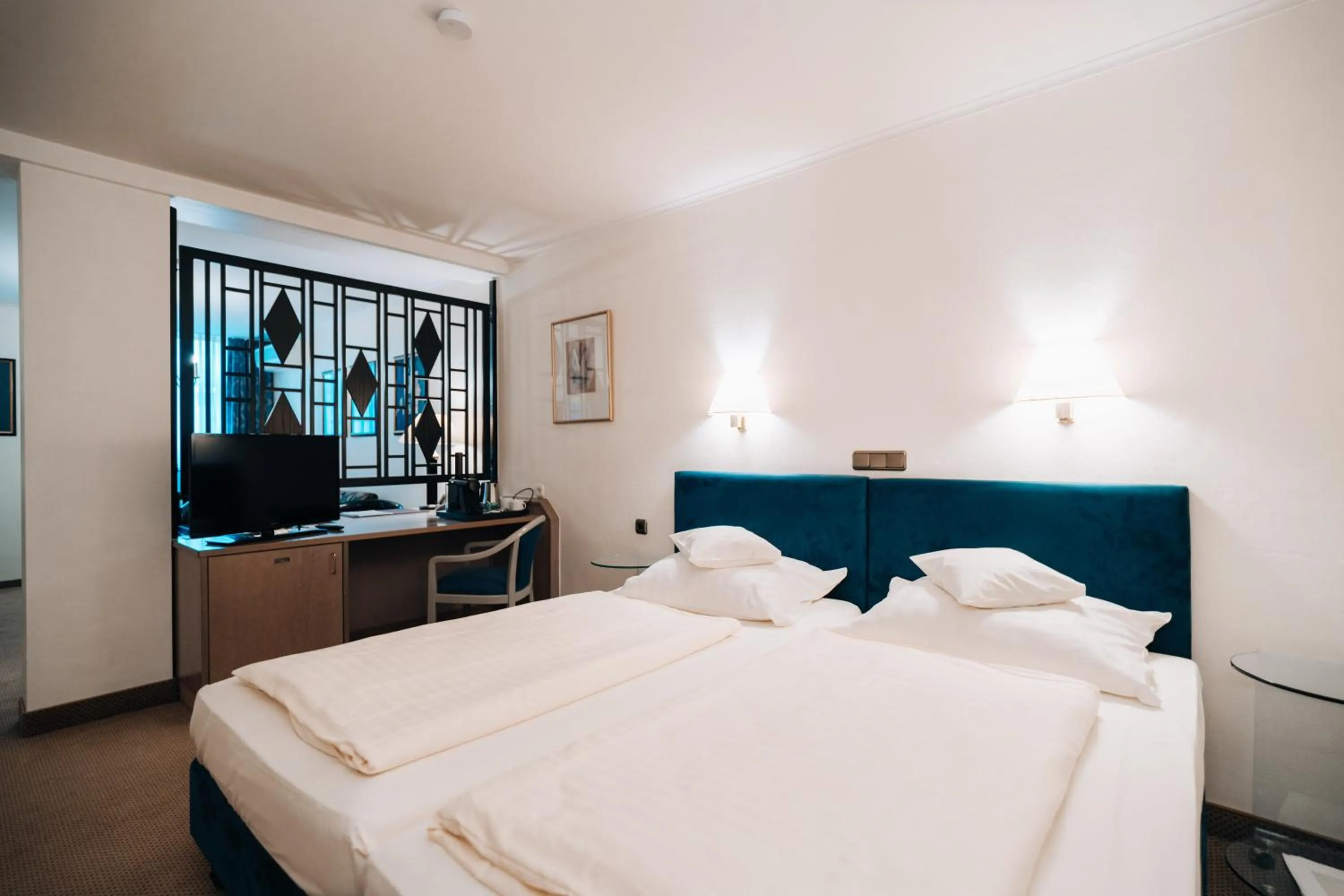 Bed in Hotel Viktoria