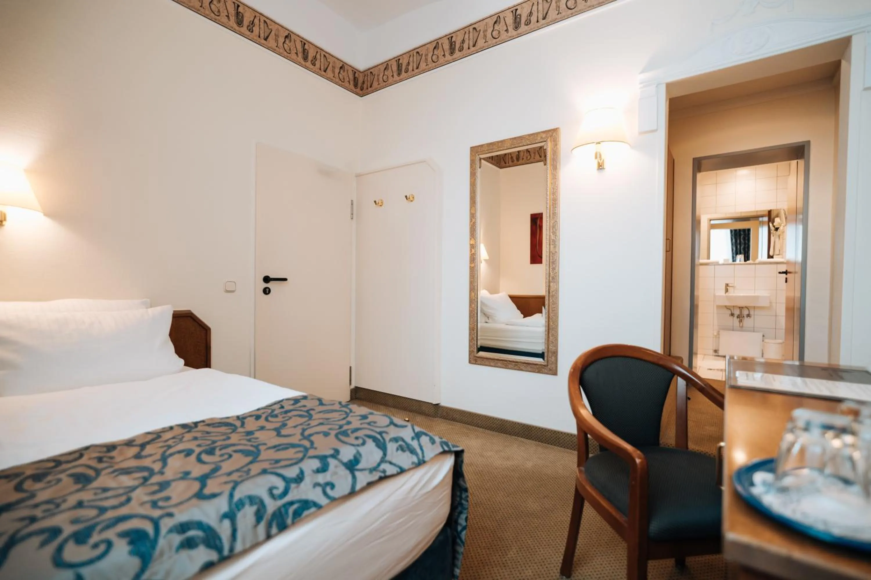 Bed in Hotel Viktoria