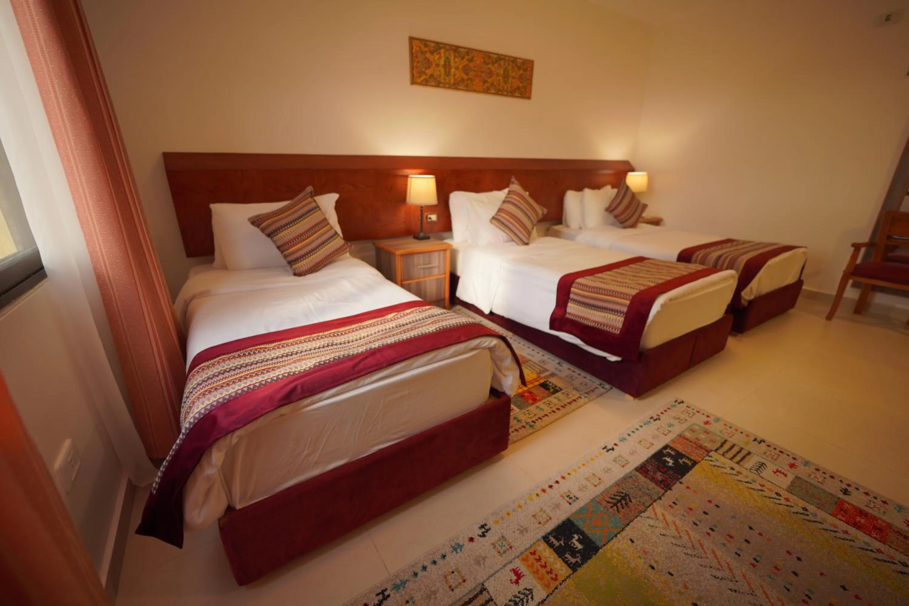 Bedroom, Bed in Petra Plaza Hotel