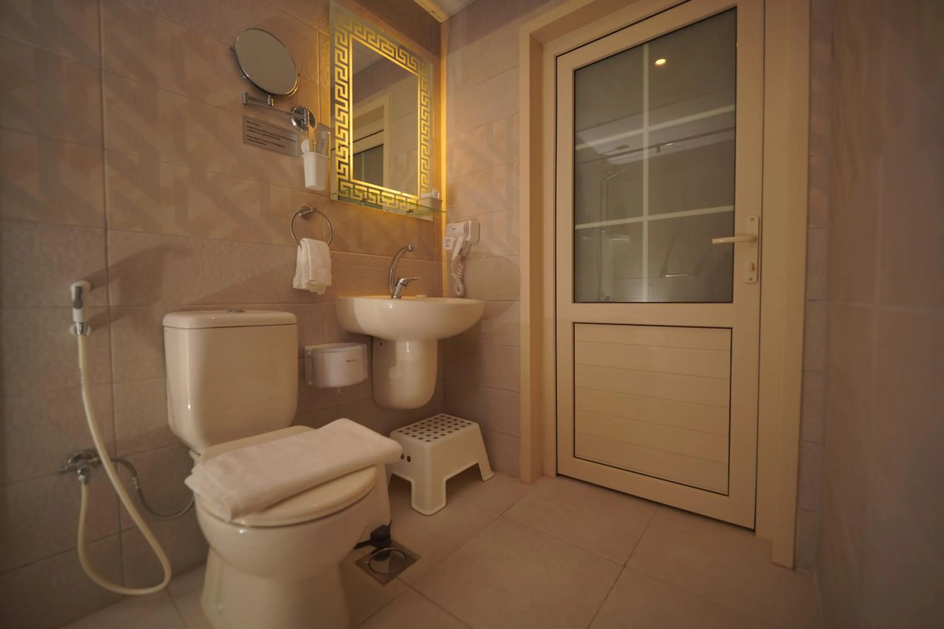 Bathroom in Petra Plaza Hotel