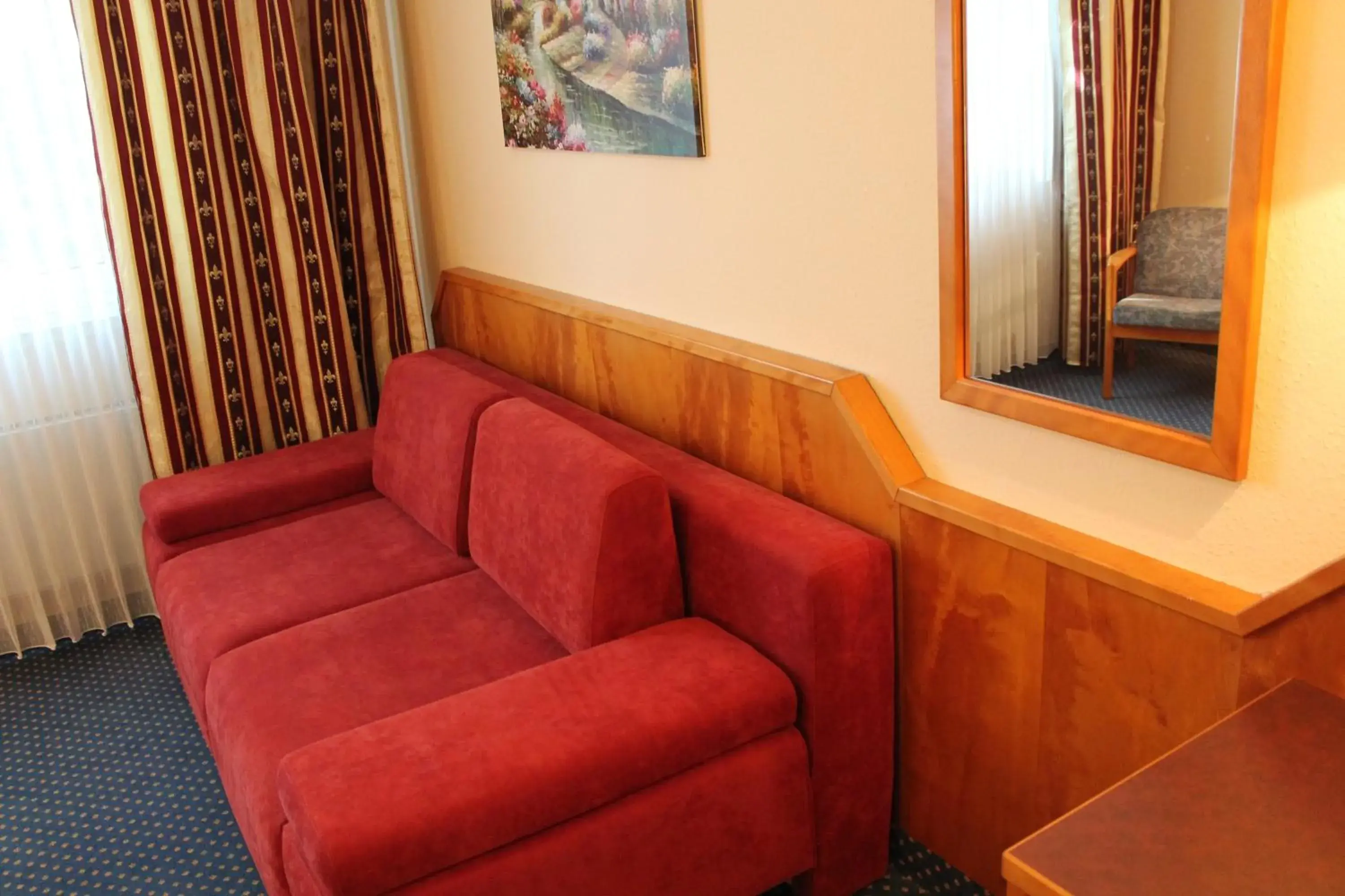 Double or Twin Room with Lake View in Hotel-Restaurant Seegarten Quickborn Double or Twin Room with Lake View in Hotel-Restaurant Seegarten Quickborn