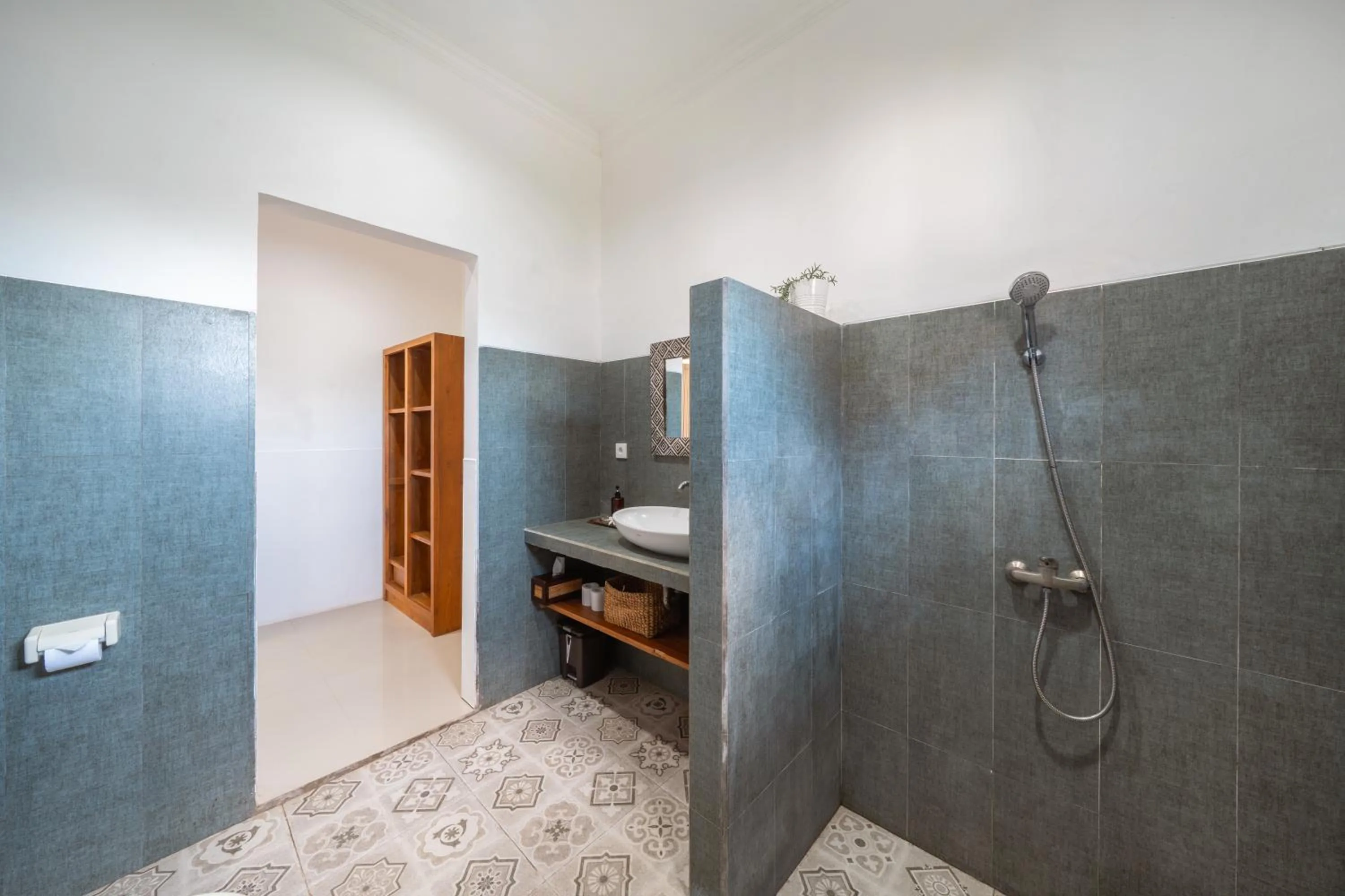 Nusa Indah Onai Hotel