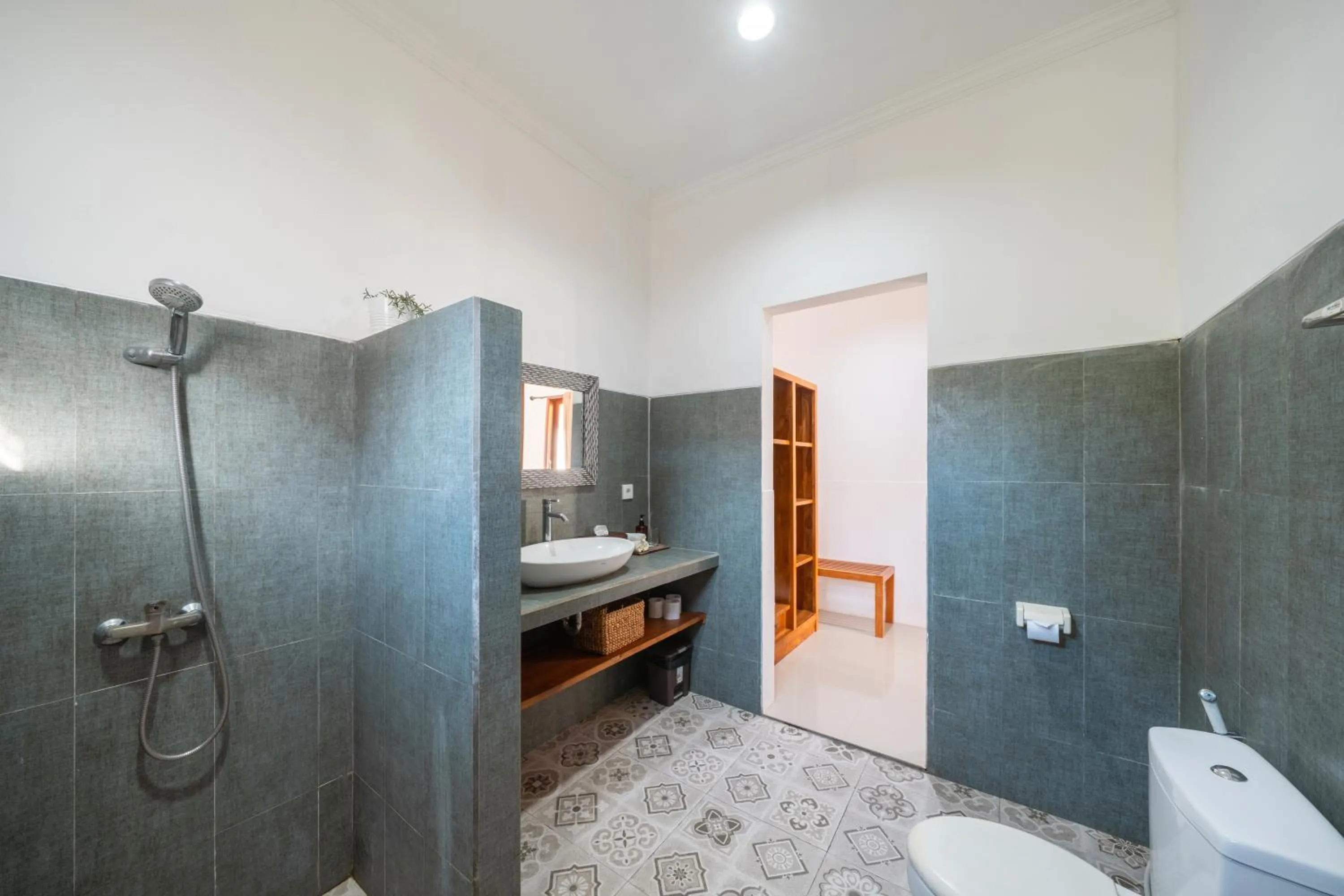 Nusa Indah Onai Hotel