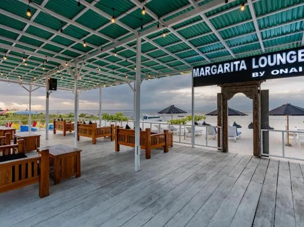 Nusa Indah Onai Hotel