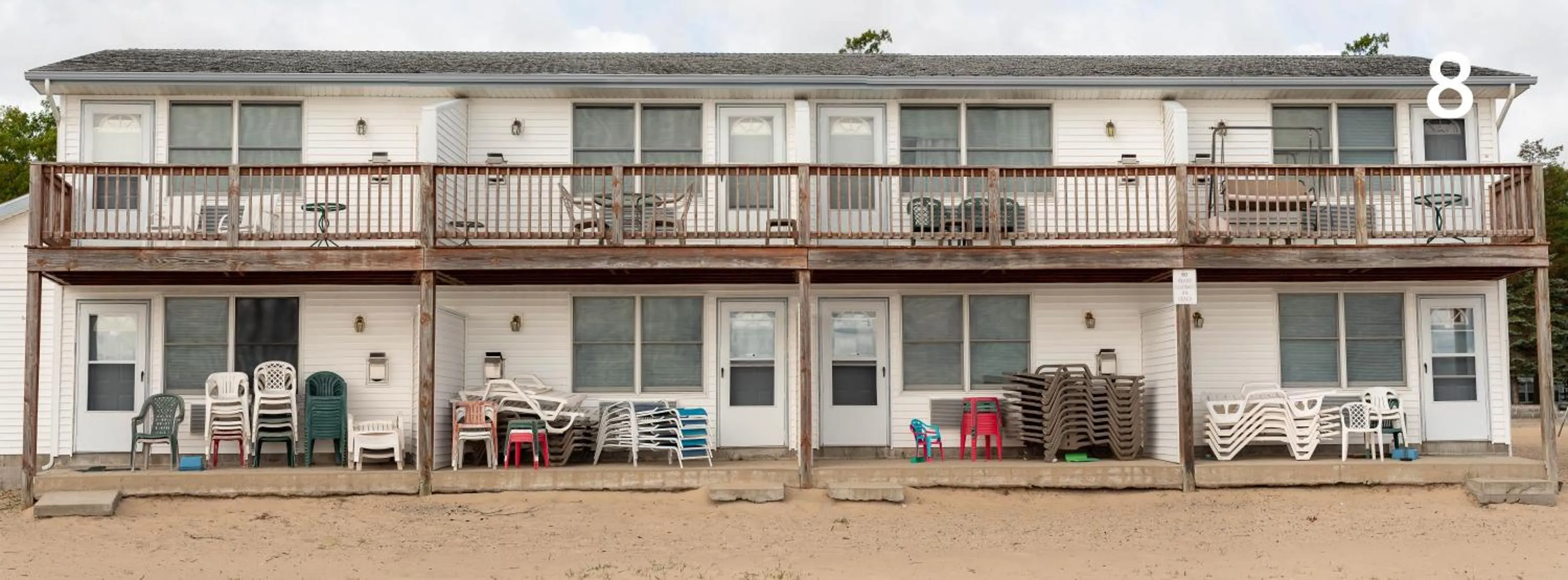 King Room with Lake View in Stefan's R&R Resort