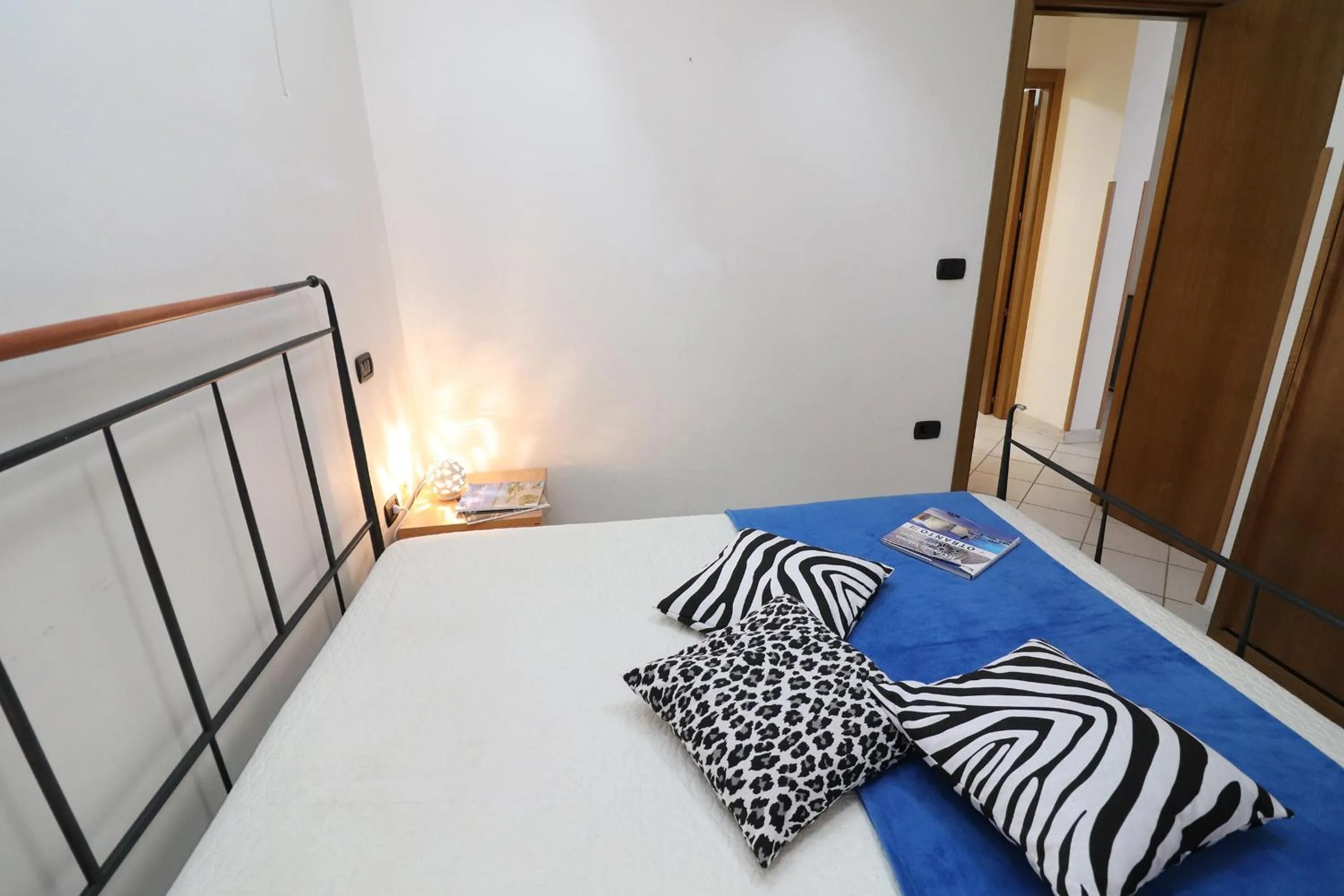 Bedroom, Bed in Casa vacanze arianna Otranto centro, Salento 6 posti