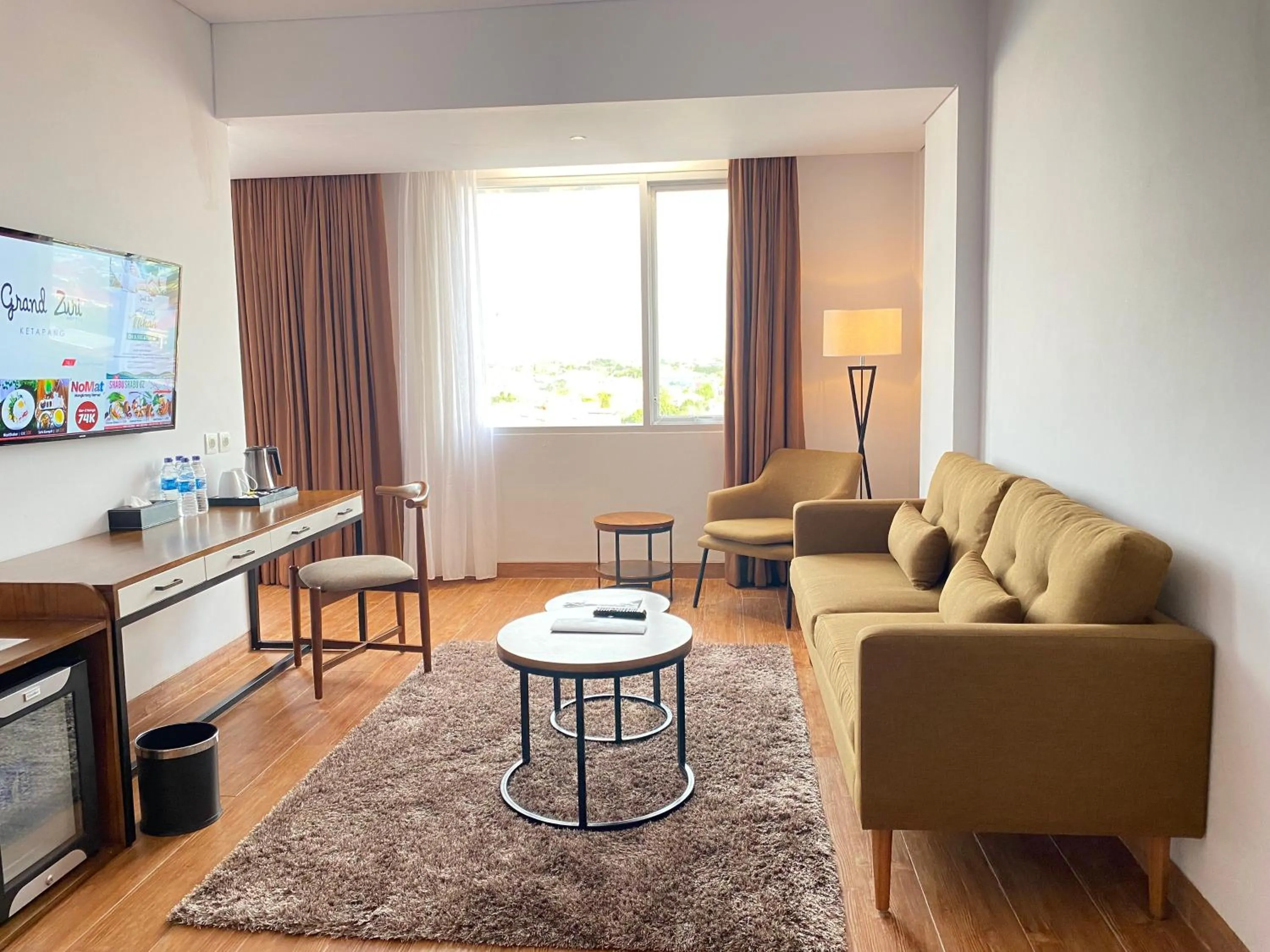 Junior Suite in Grand Zuri Ketapang