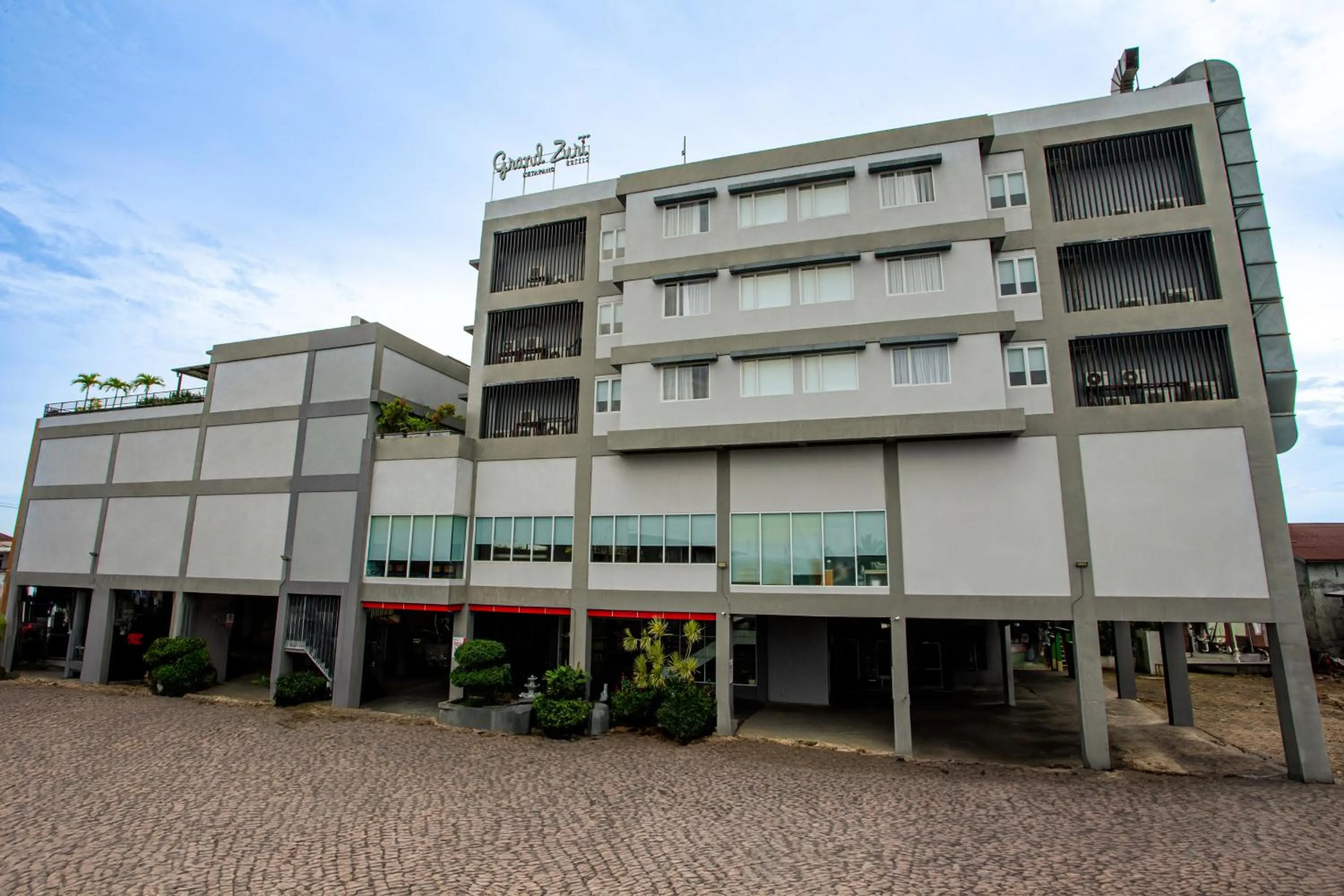 Property building in Grand Zuri Ketapang