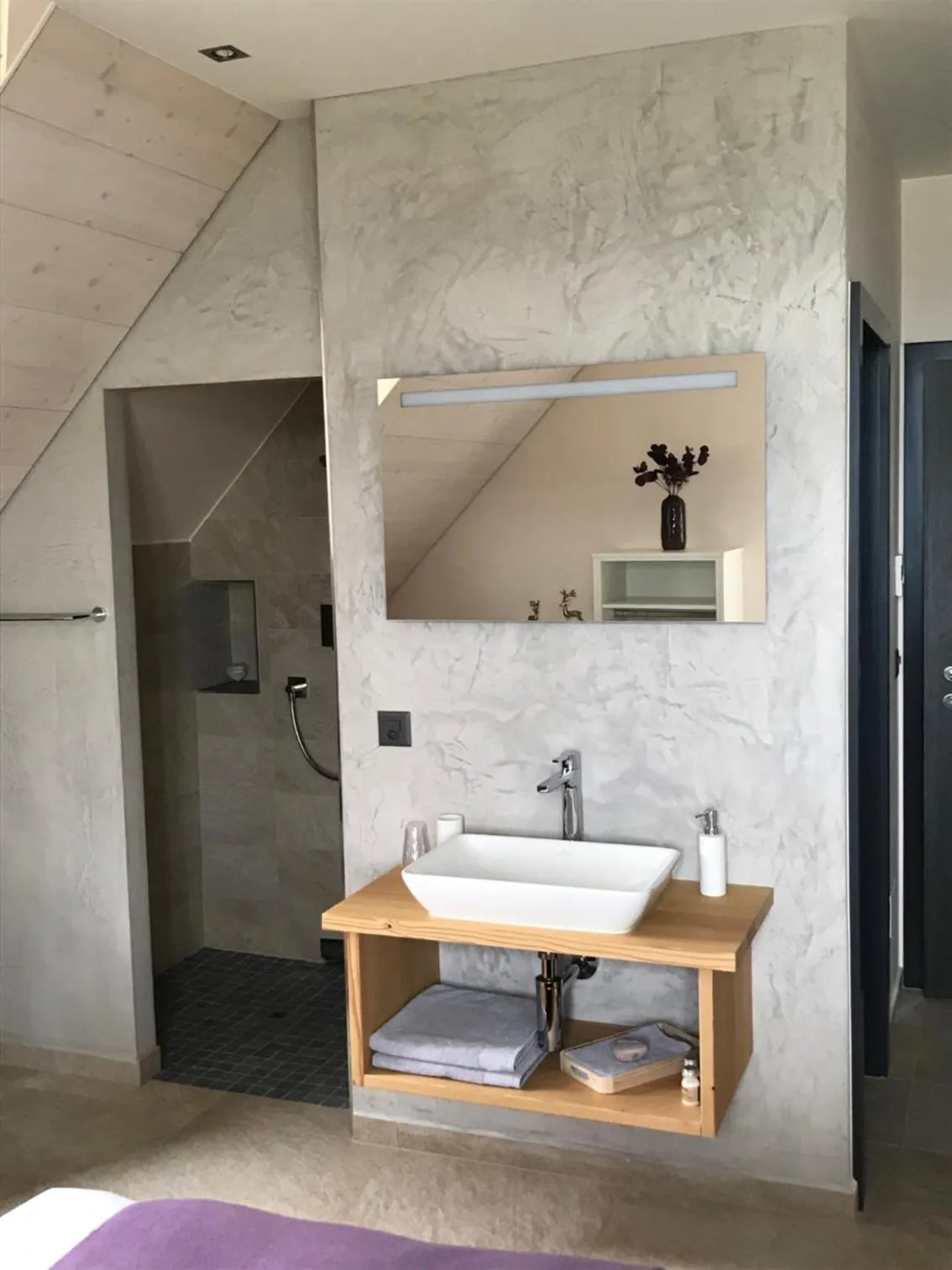 Bathroom in Le Manoir de l'Oselière & Spa