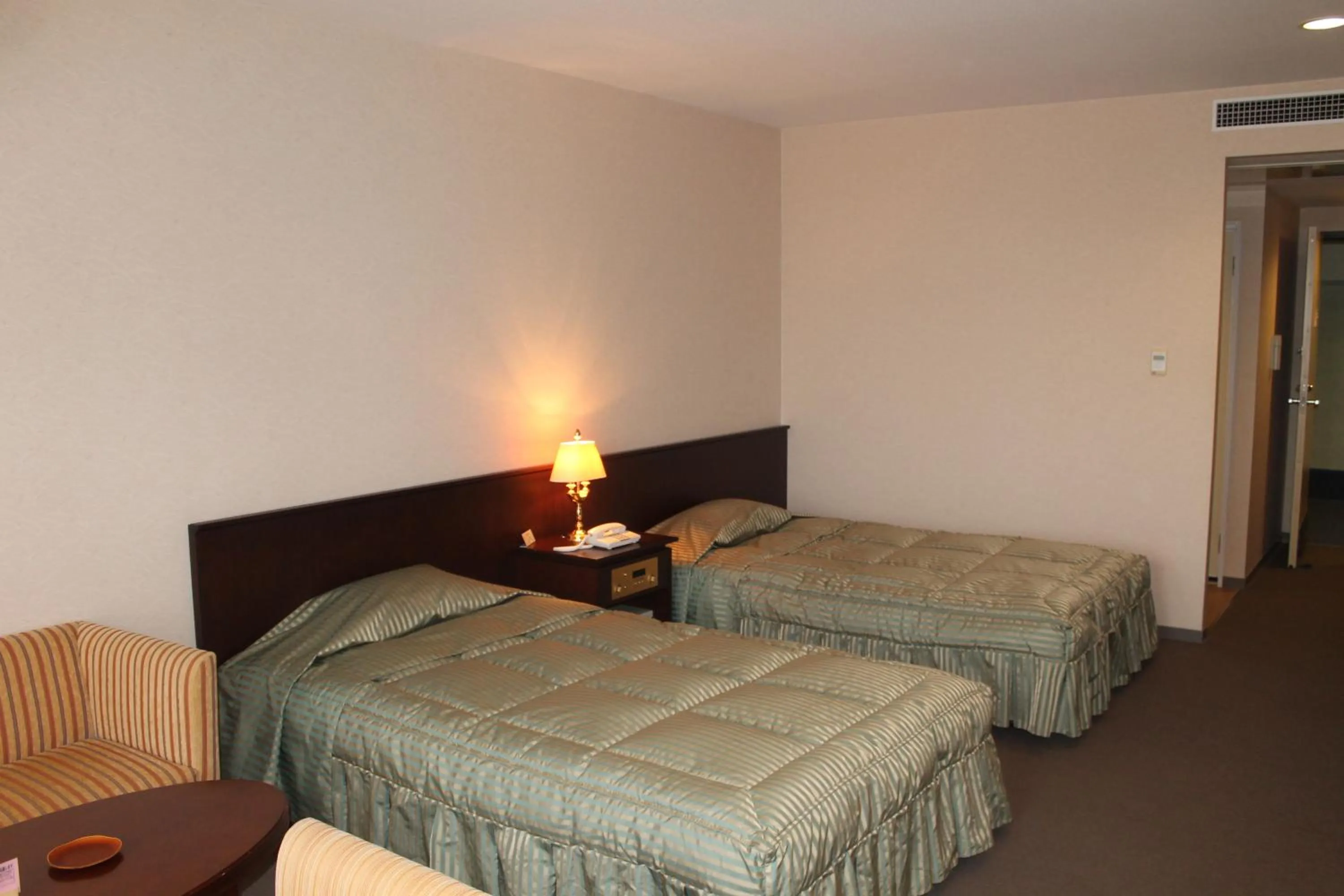 Photo of the whole room, Bed in The Gran Resort Oumi Maiko