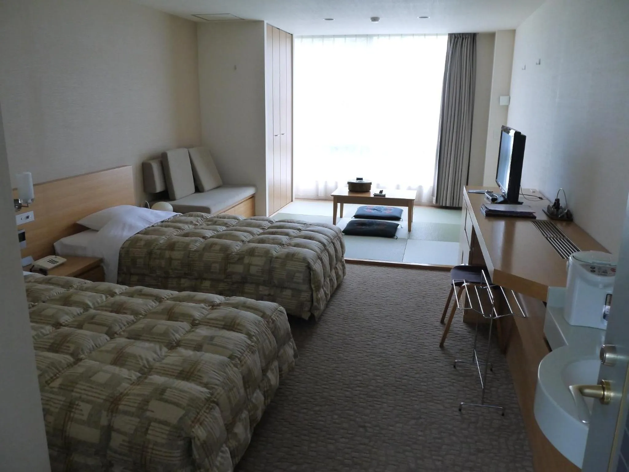 Photo of the whole room, Bed in The Gran Resort Arima