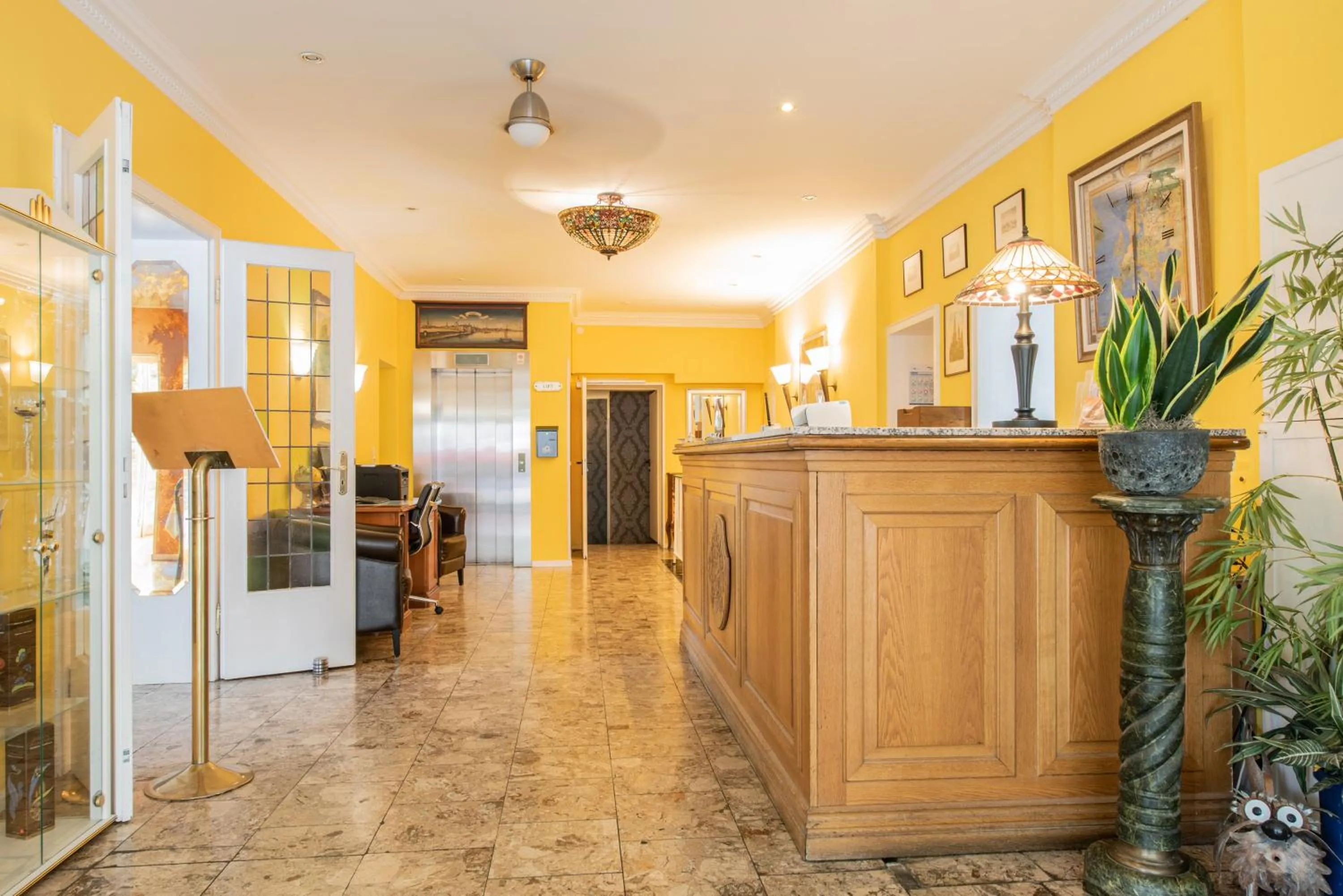 Lobby or reception in Hotel Kurfürstenhof