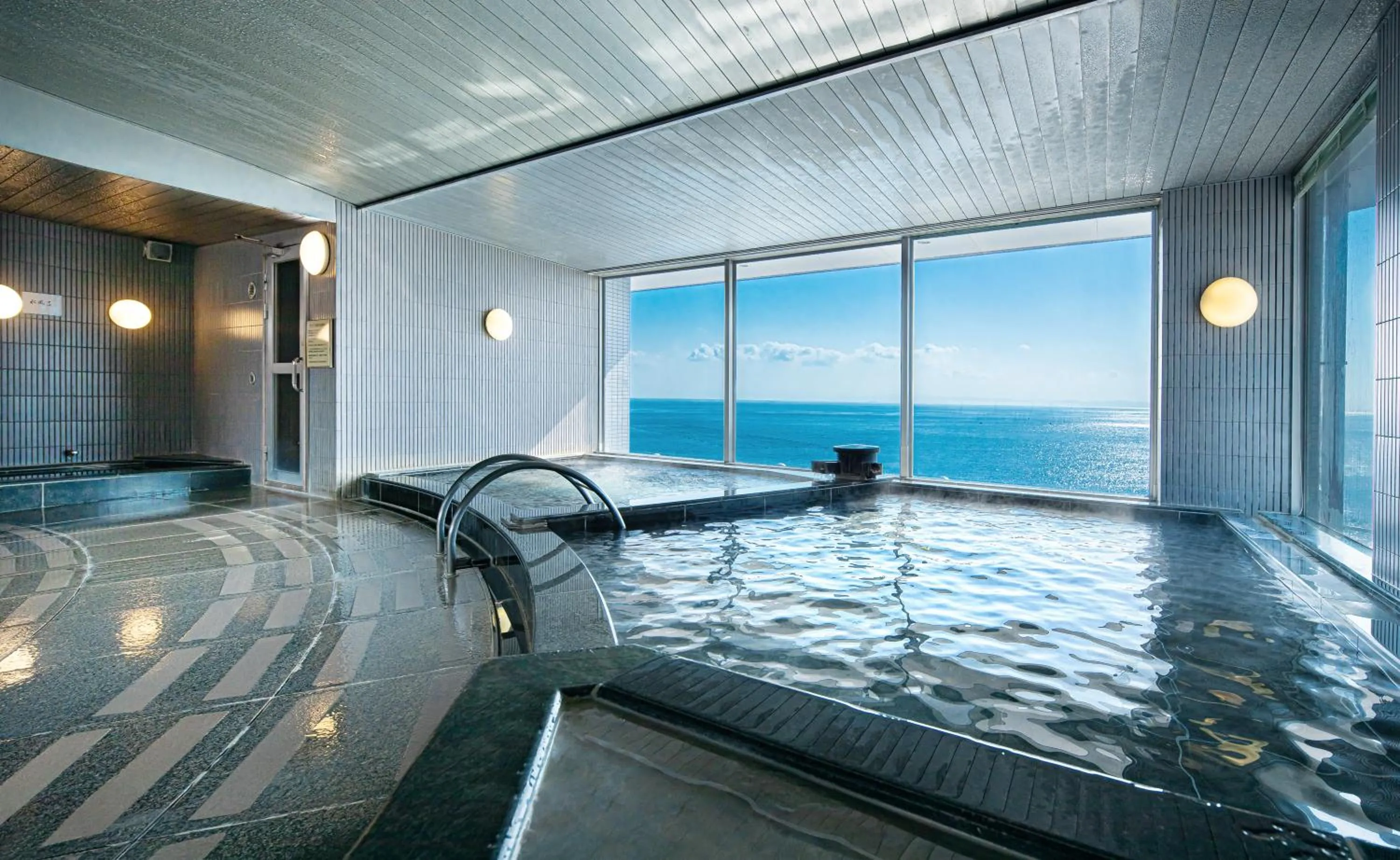 Hot Spring Bath in The Gran Resort Elegante Awajishima