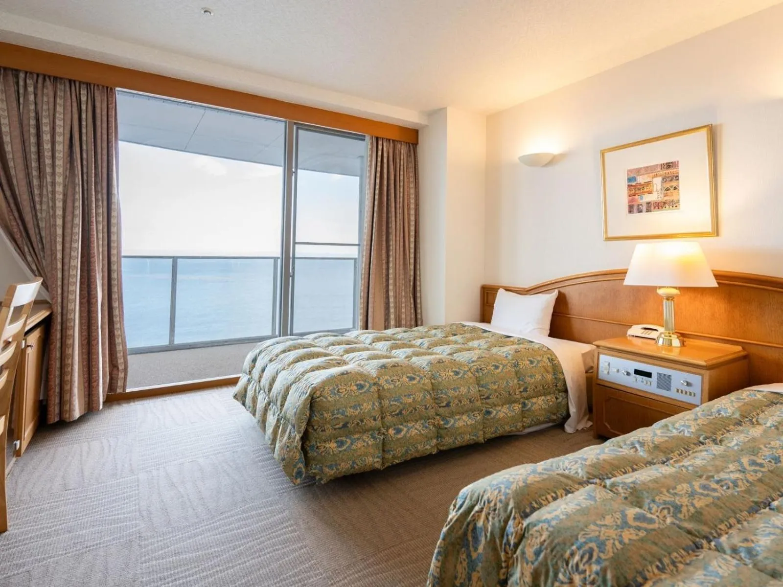 Bed in The Gran Resort Elegante Awajishima