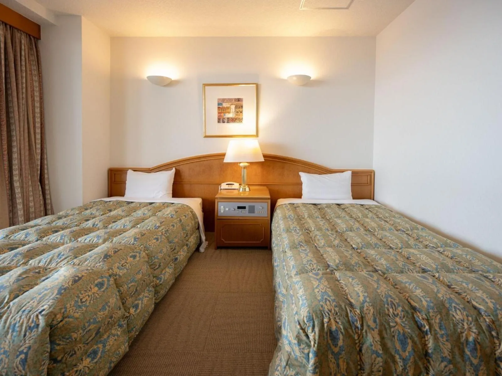 Bed in The Gran Resort Elegante Awajishima