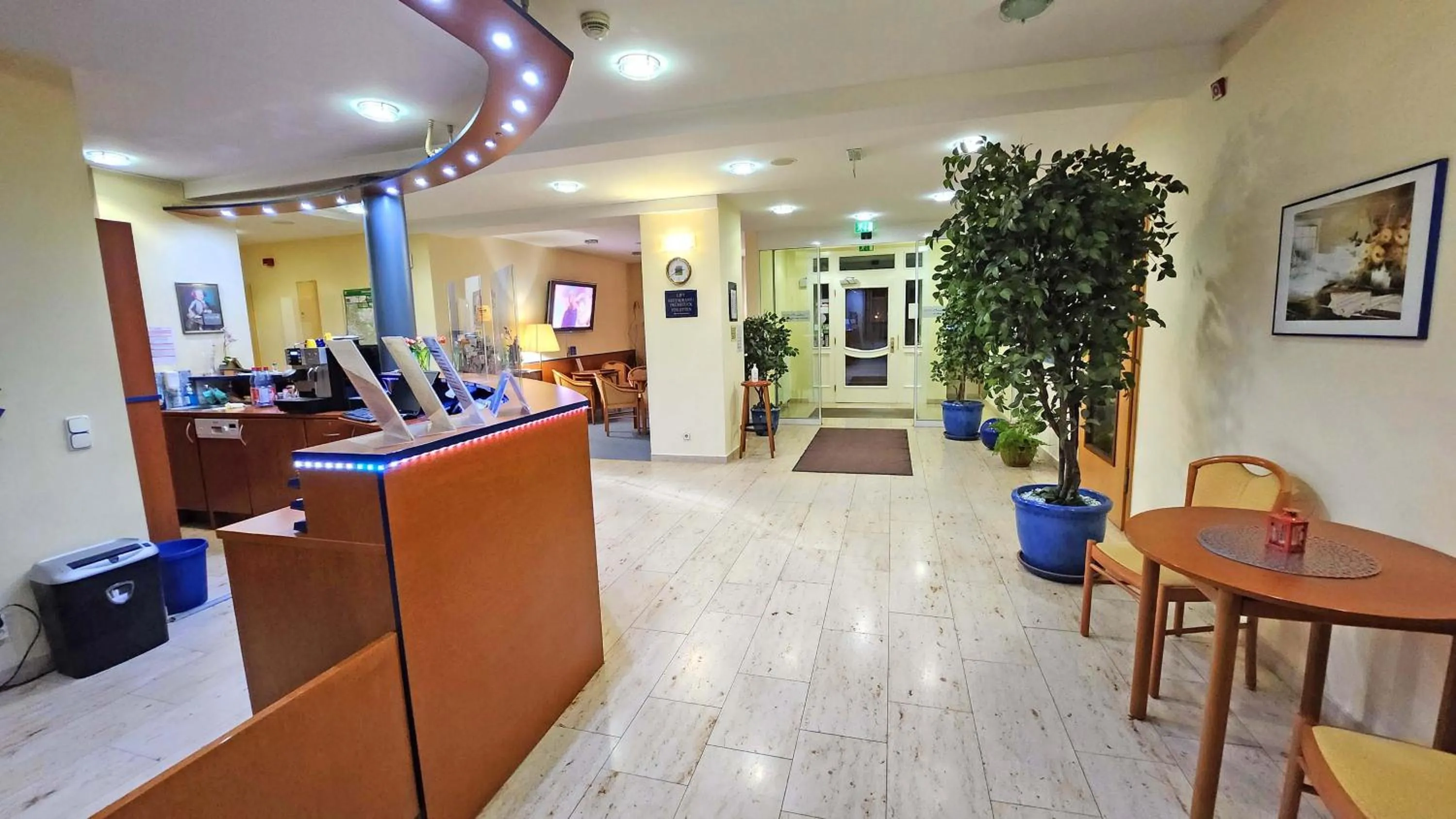 Lobby or reception in Hotel Amadeus Dresden Neustadt