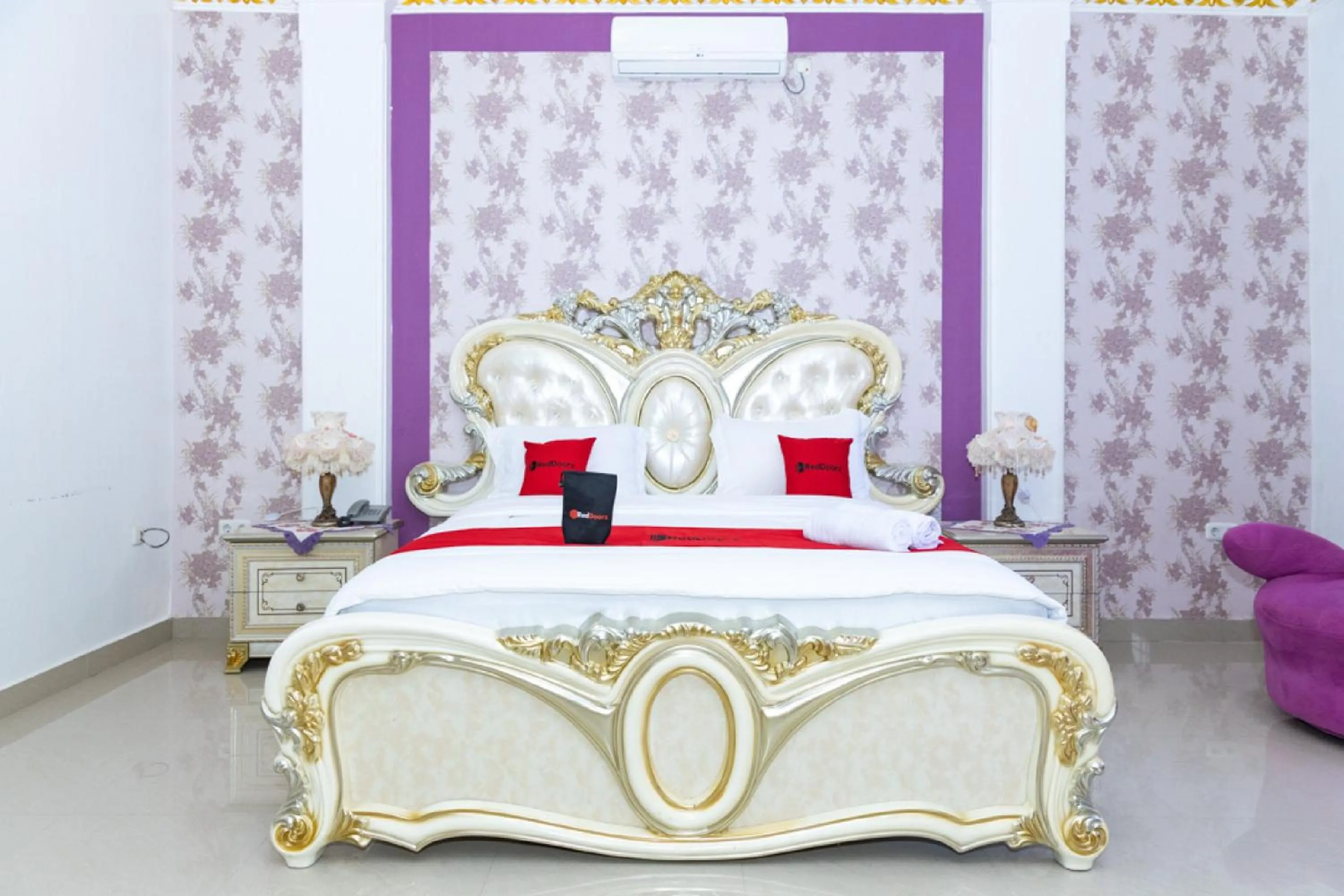 Bedroom, Bed in RedDoorz Premium @ Sea Residence Manado