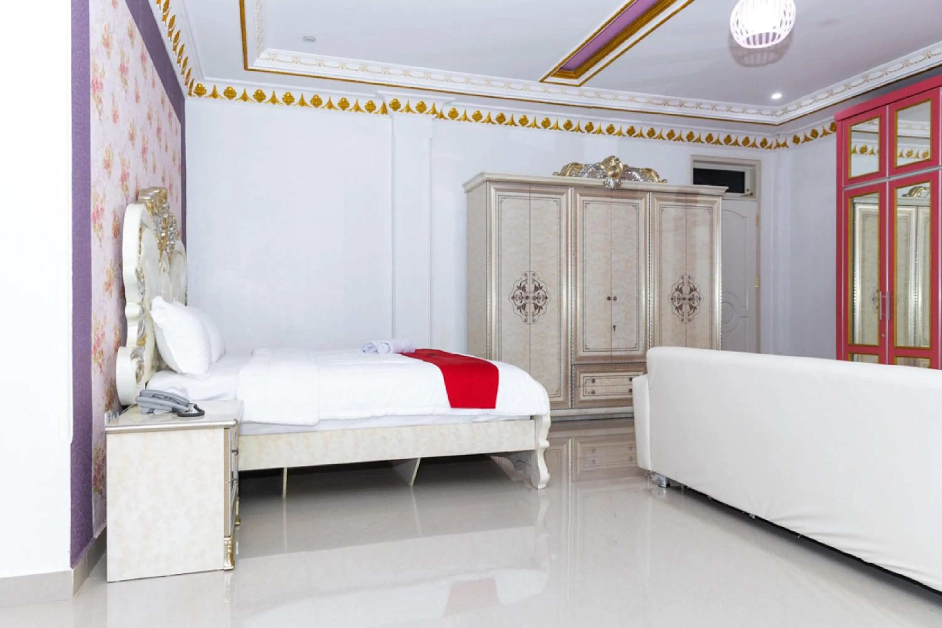 Bedroom, Bed in RedDoorz Premium @ Sea Residence Manado