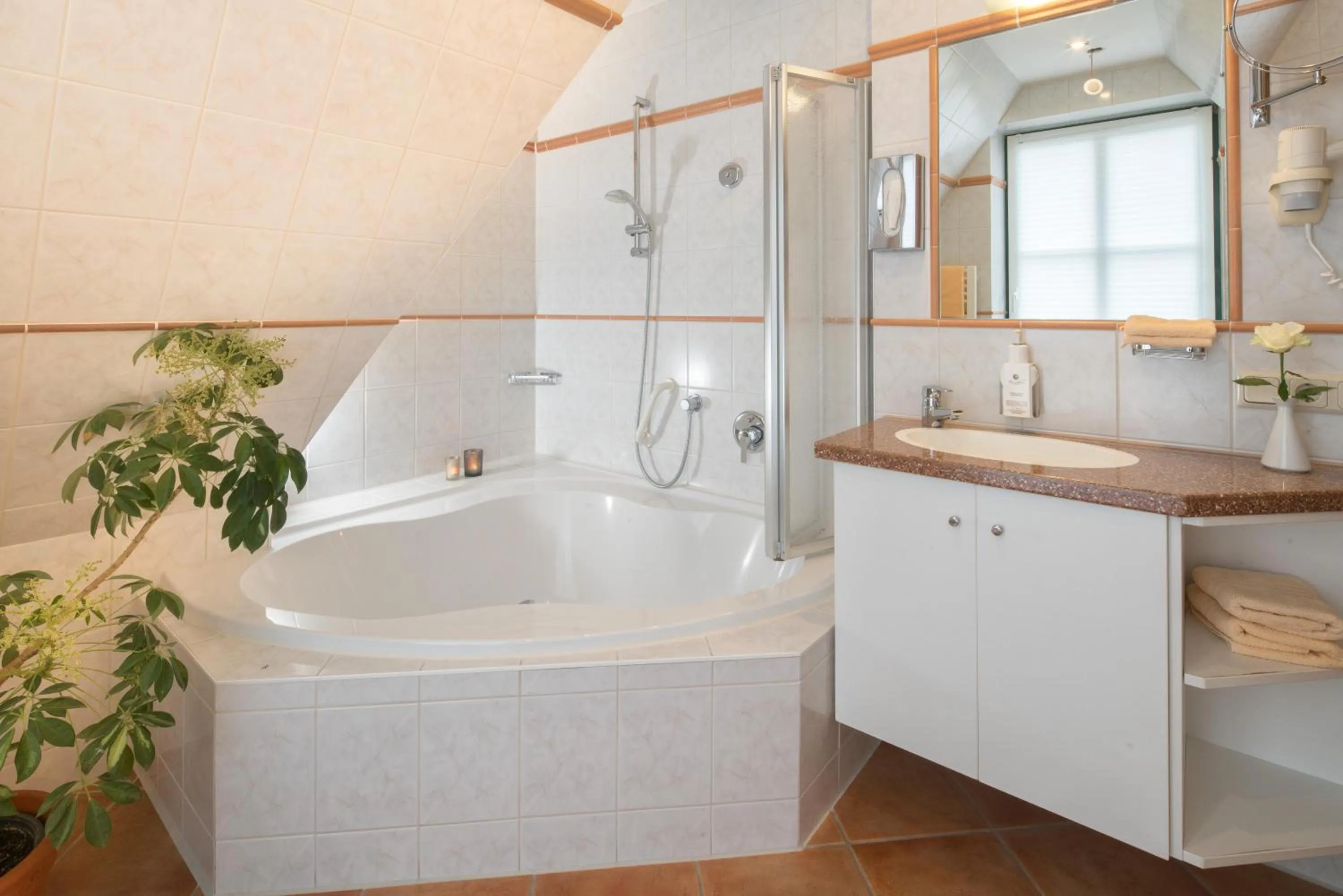 Bathroom in Hotel Altes Zollhaus