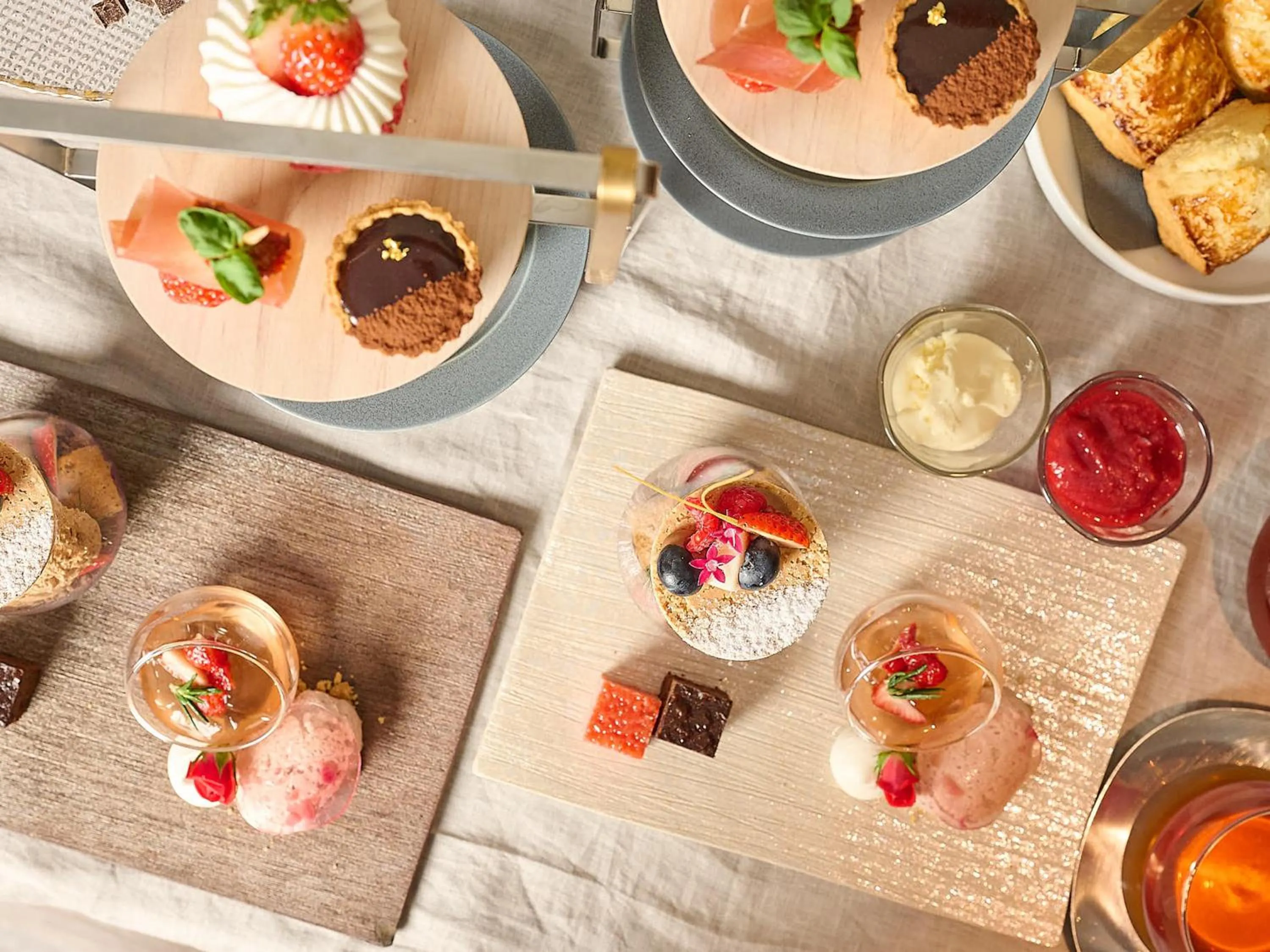 Meals in sequence KYOTO GOJO