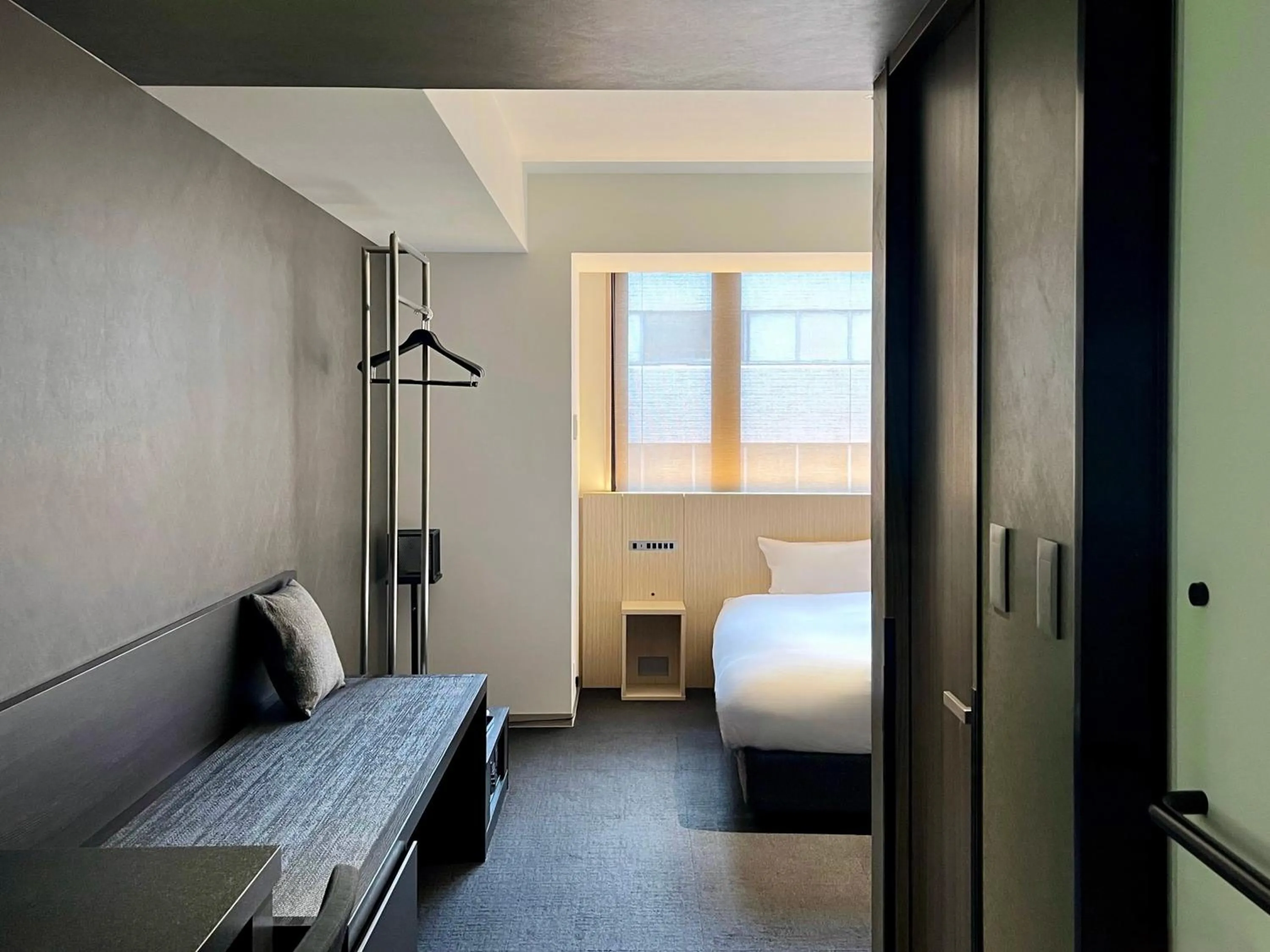 Photo of the whole room, Bed in sequence KYOTO GOJO