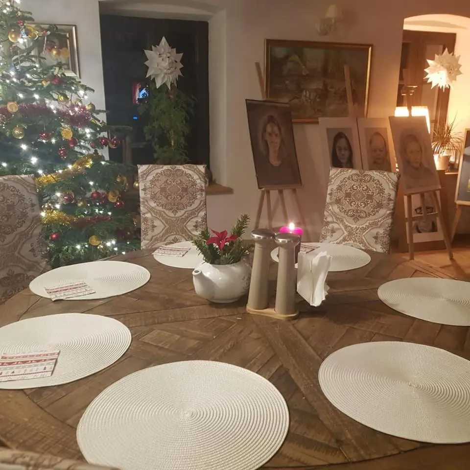 Pokoje Gościnne Art- Dworek