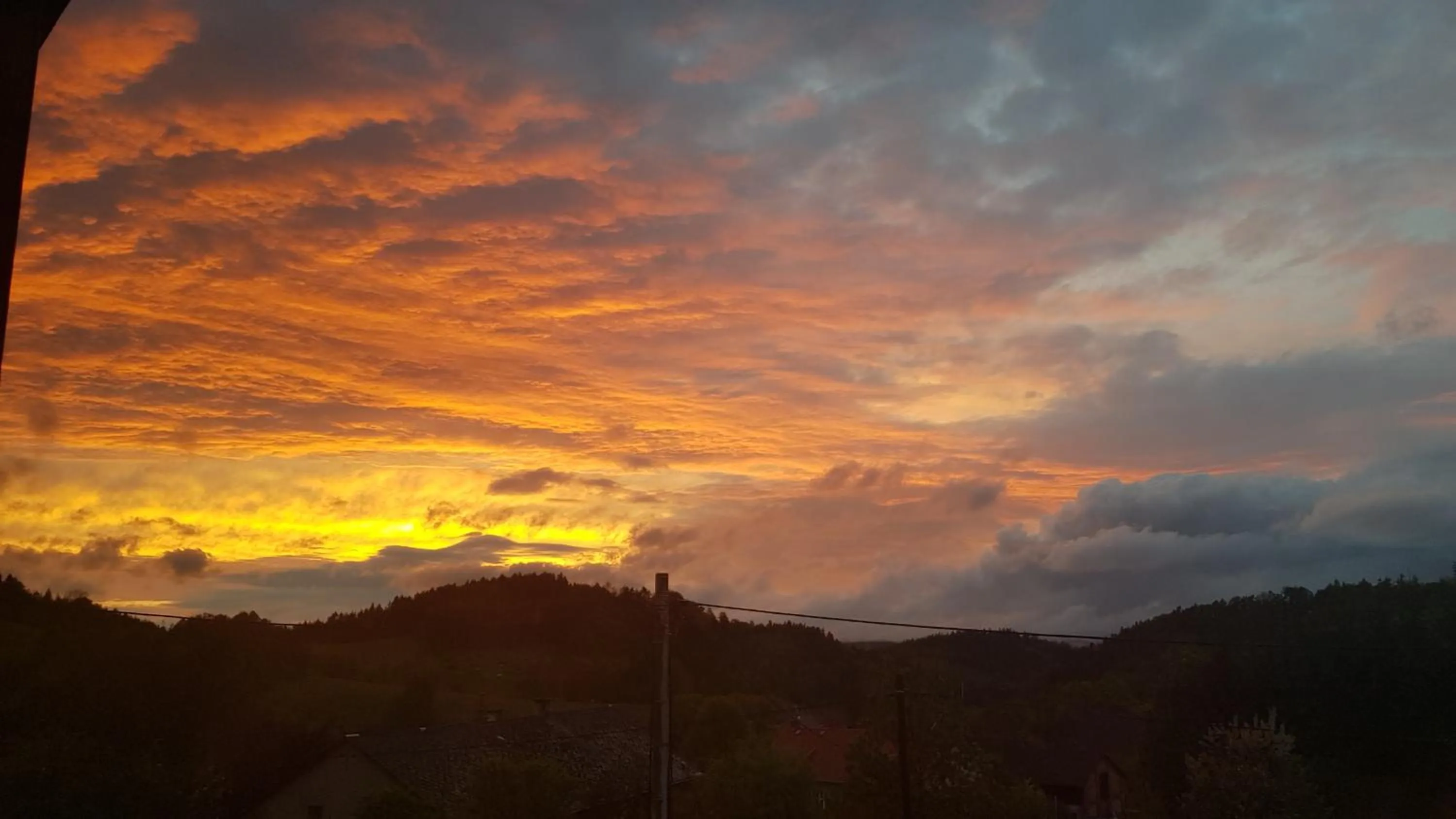 Pokoje Gościnne Art- Dworek