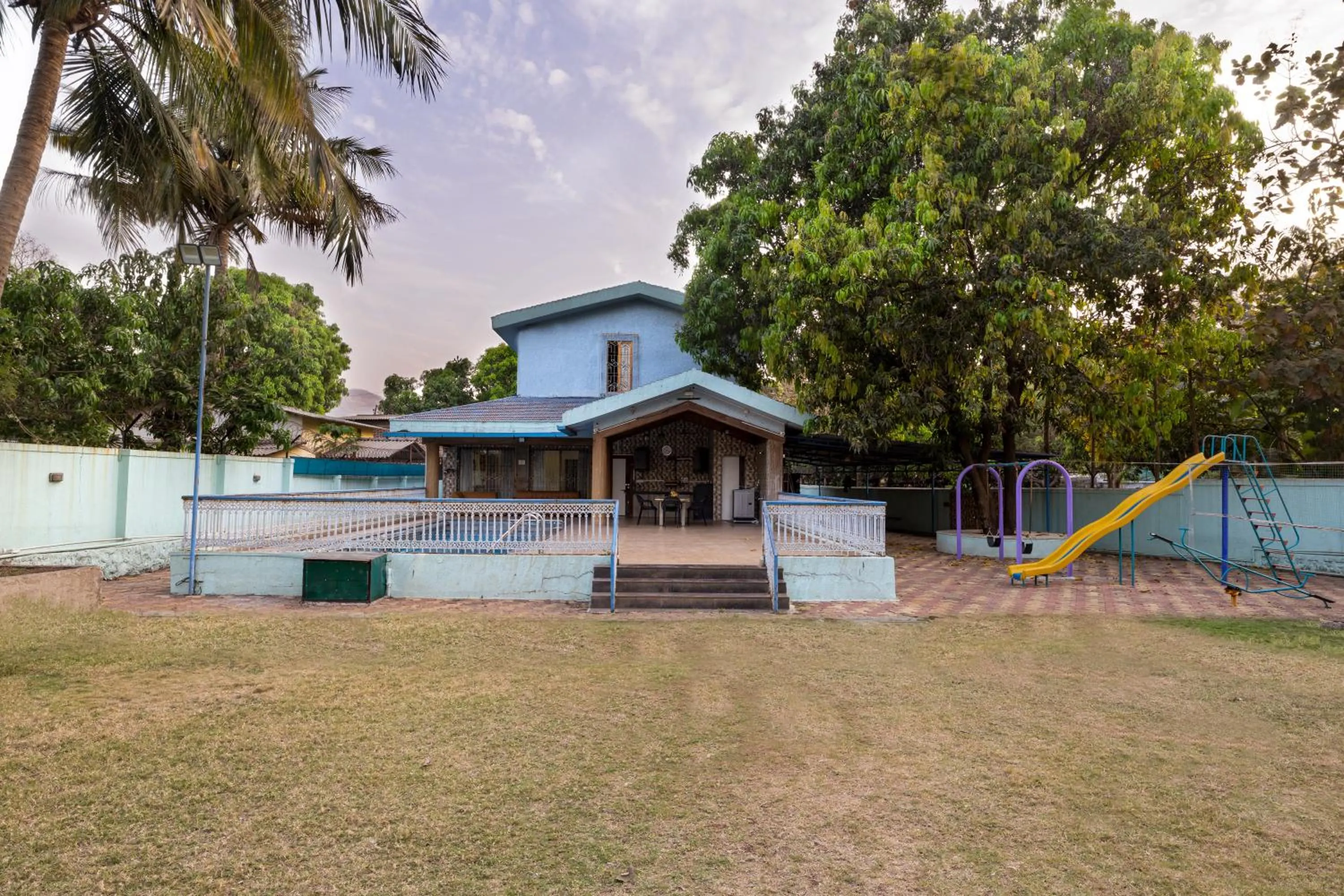 Garden in Geeta Bhawan Villa